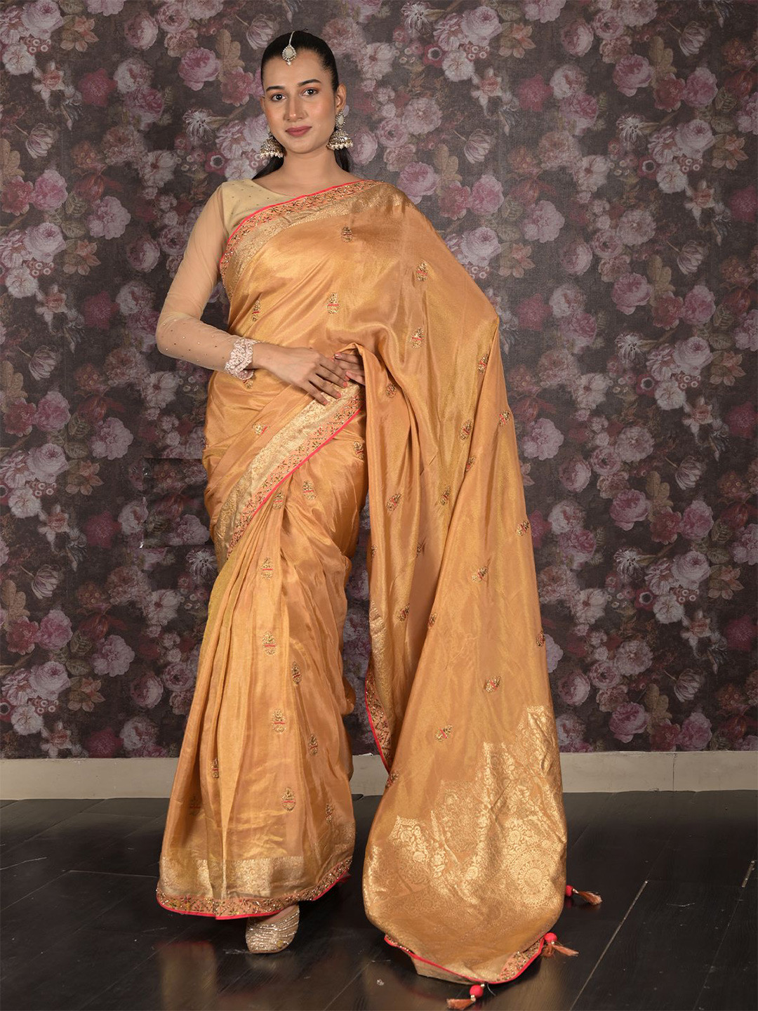 

ODETTE Embellished Embroidered Saree, Peach