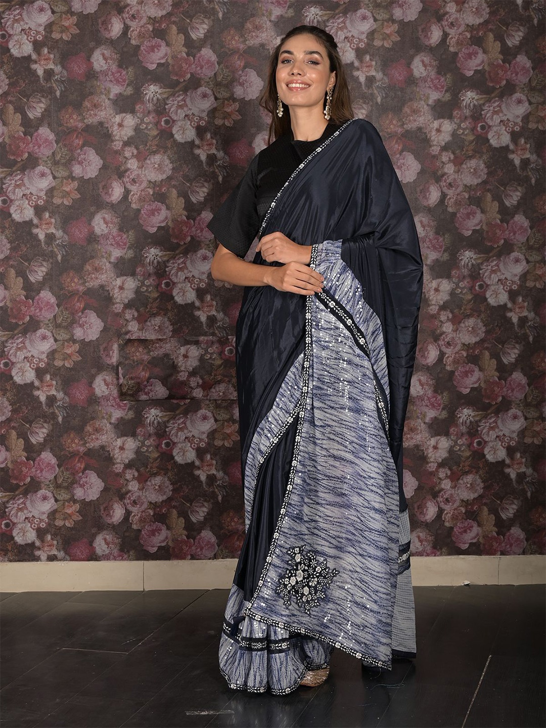

ODETTE Embroidered Saree, Navy blue