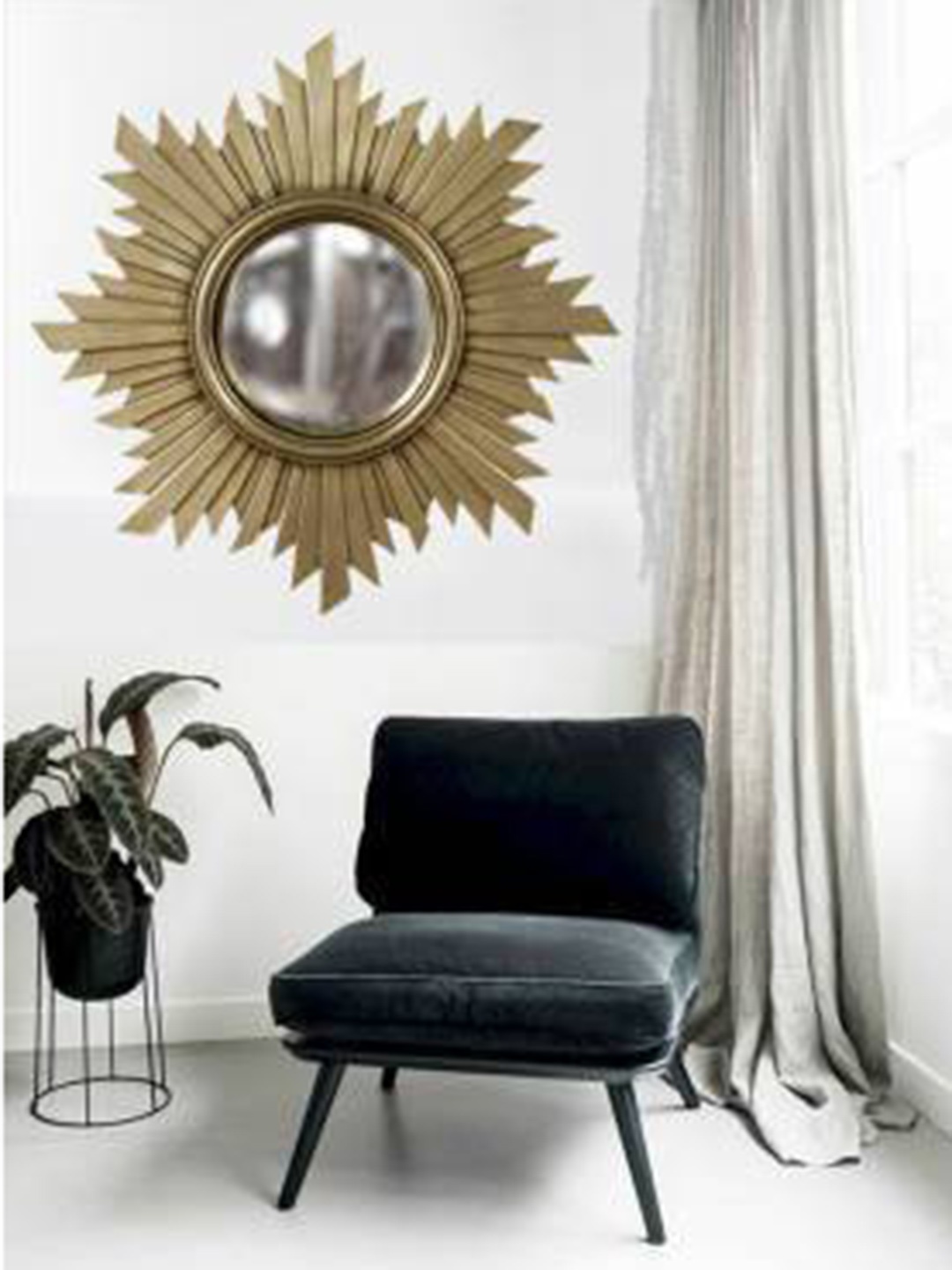 

VAS collection home Textured Round Mirror, Gold