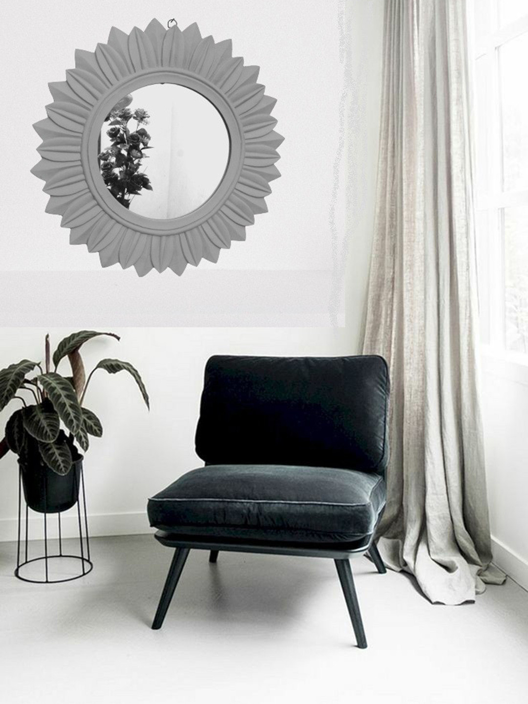 

VAS collection home Floral Patterned Round Mirror, Grey