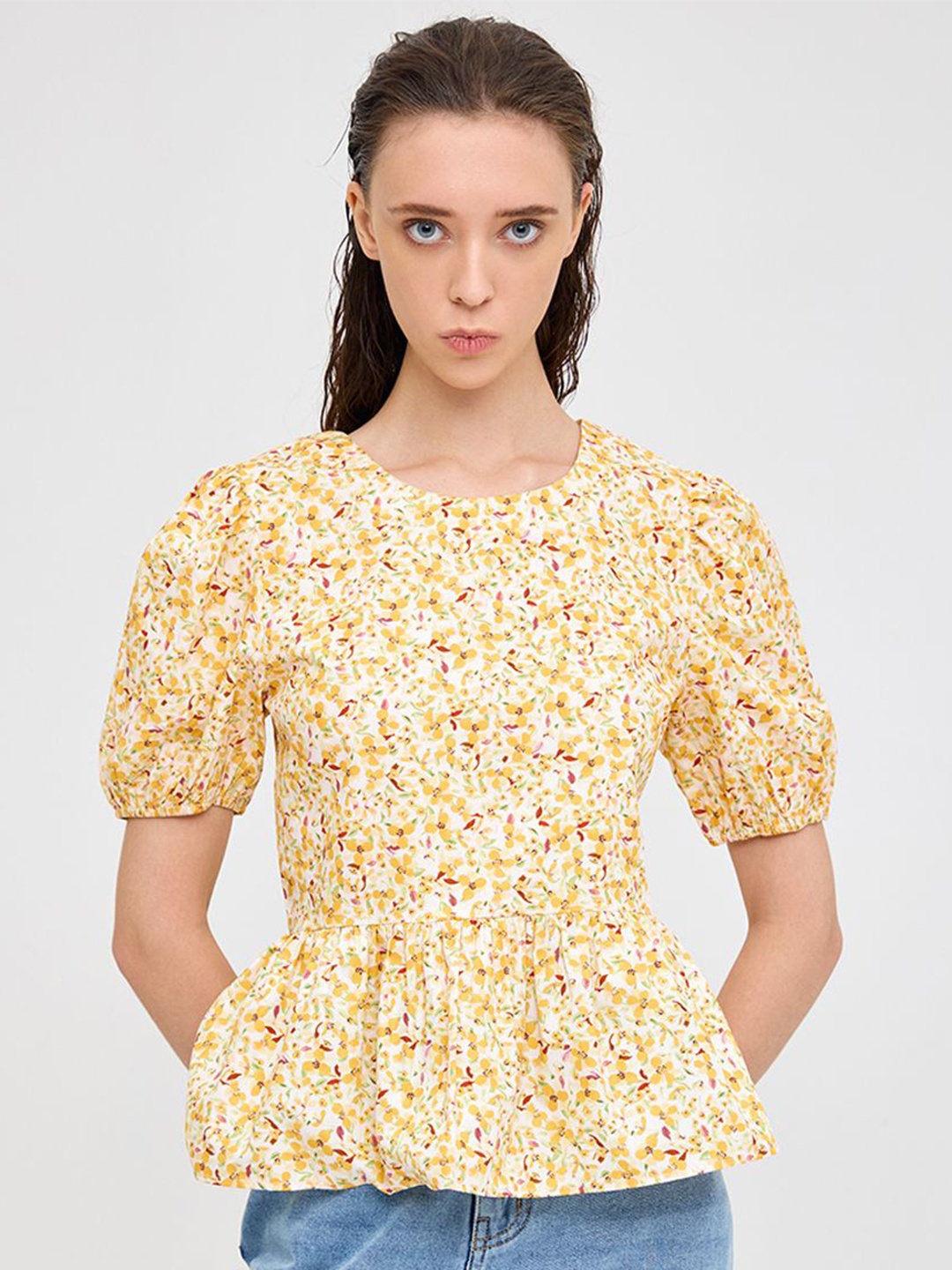 

COVER STORY Floral Printed Cotton Peplum Top, Yellow