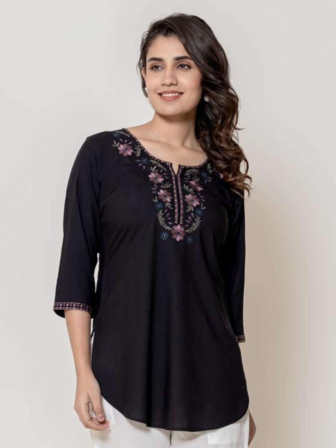 

Anouk Round Neck Embroidered Ethnic Top, Black