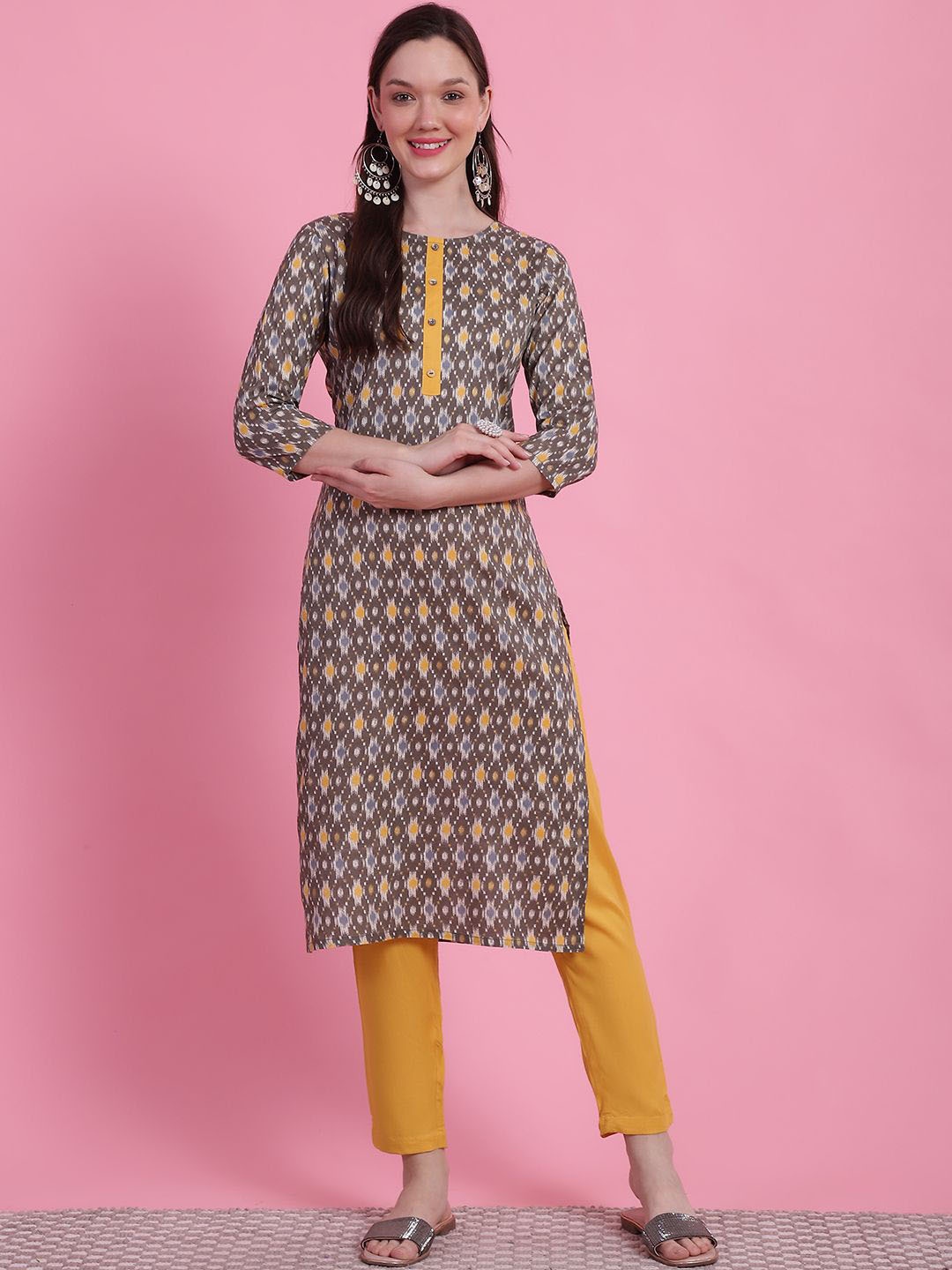 

Anouk Women Ethnic Motifs Printed Regular Kurta with Trousers, Mustard