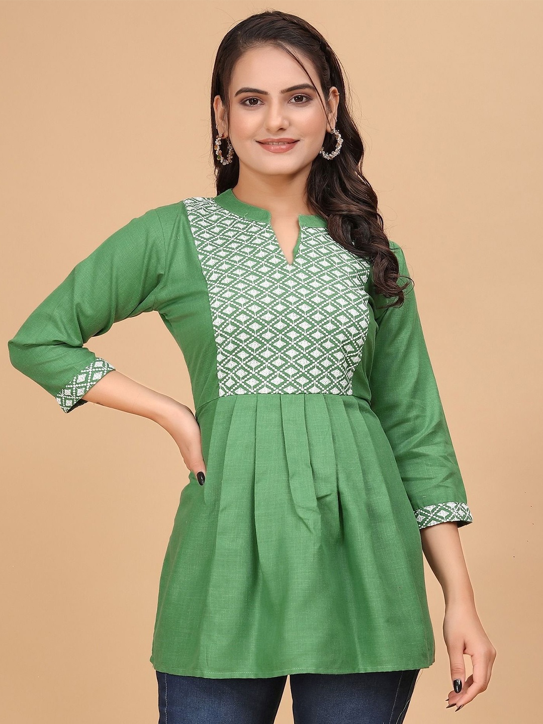 

PARNAVI Geometric Embroidered Mandarin Collar Cotton Tunic, Green