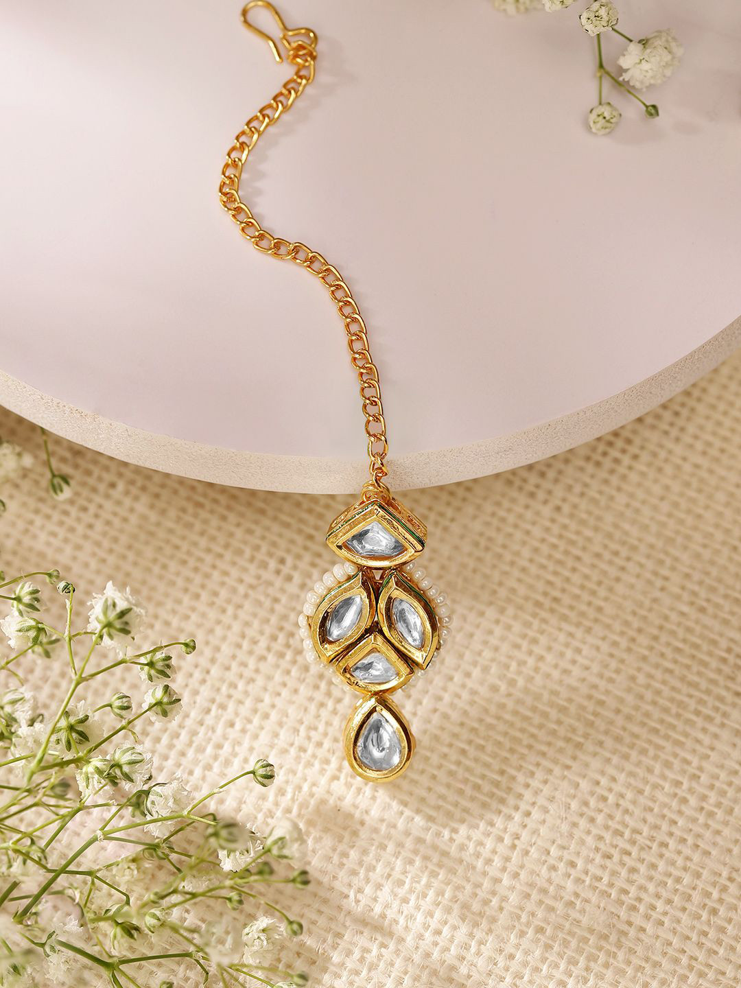 

Priyaasi Gold-Plated Kundan Studded Maang Tikka Head Jewellery