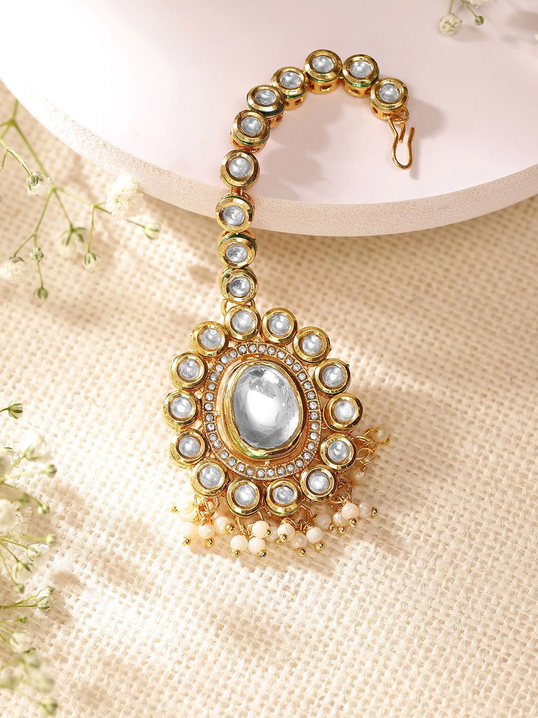 

Priyaasi Gold-Plated Kundan Studded Maang Tikka Head Jewellery