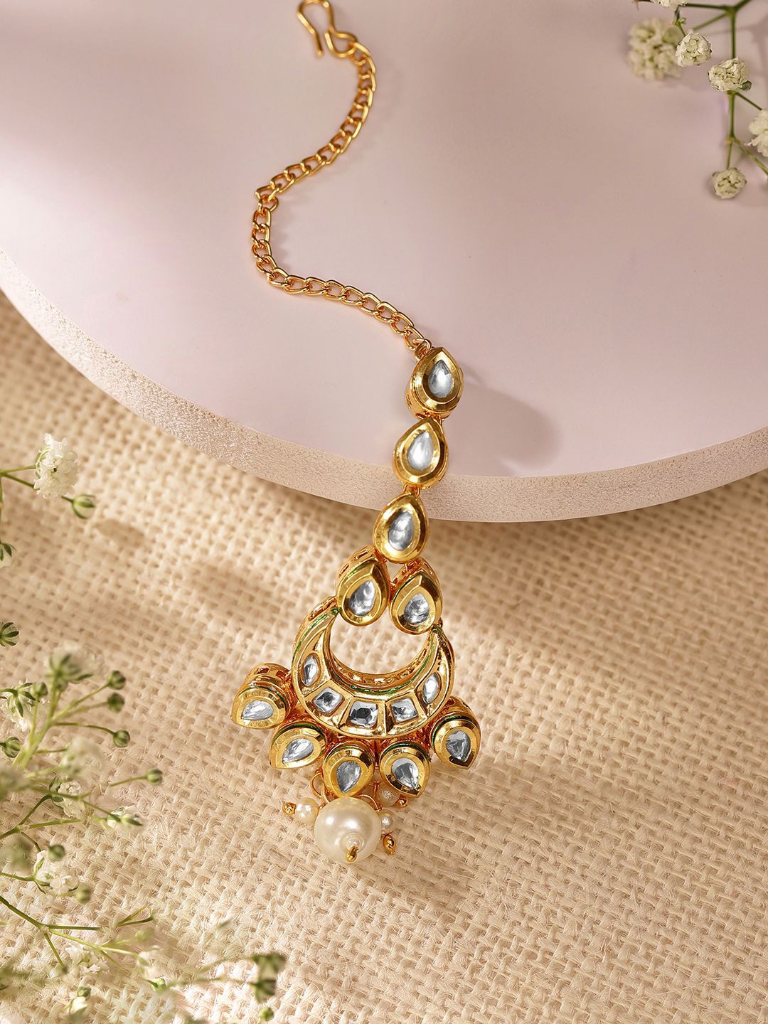 

Priyaasi Gold-Plated Kundan Studded Maang Tikka Head Jewellery