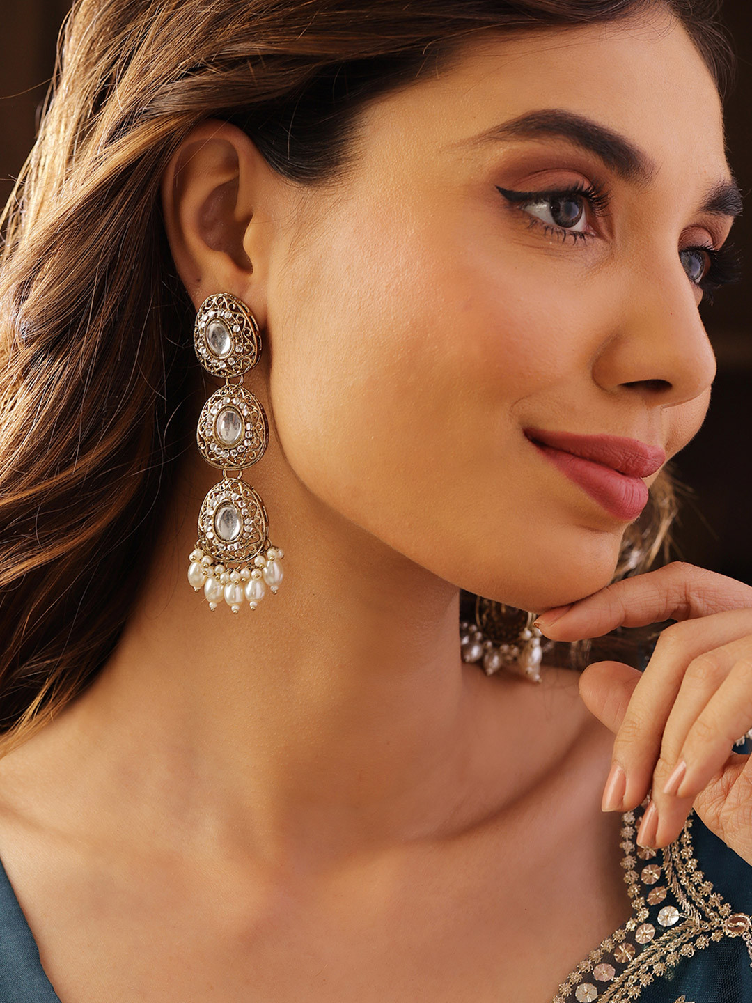 

Priyaasi Contemporary Drop Earrings, White