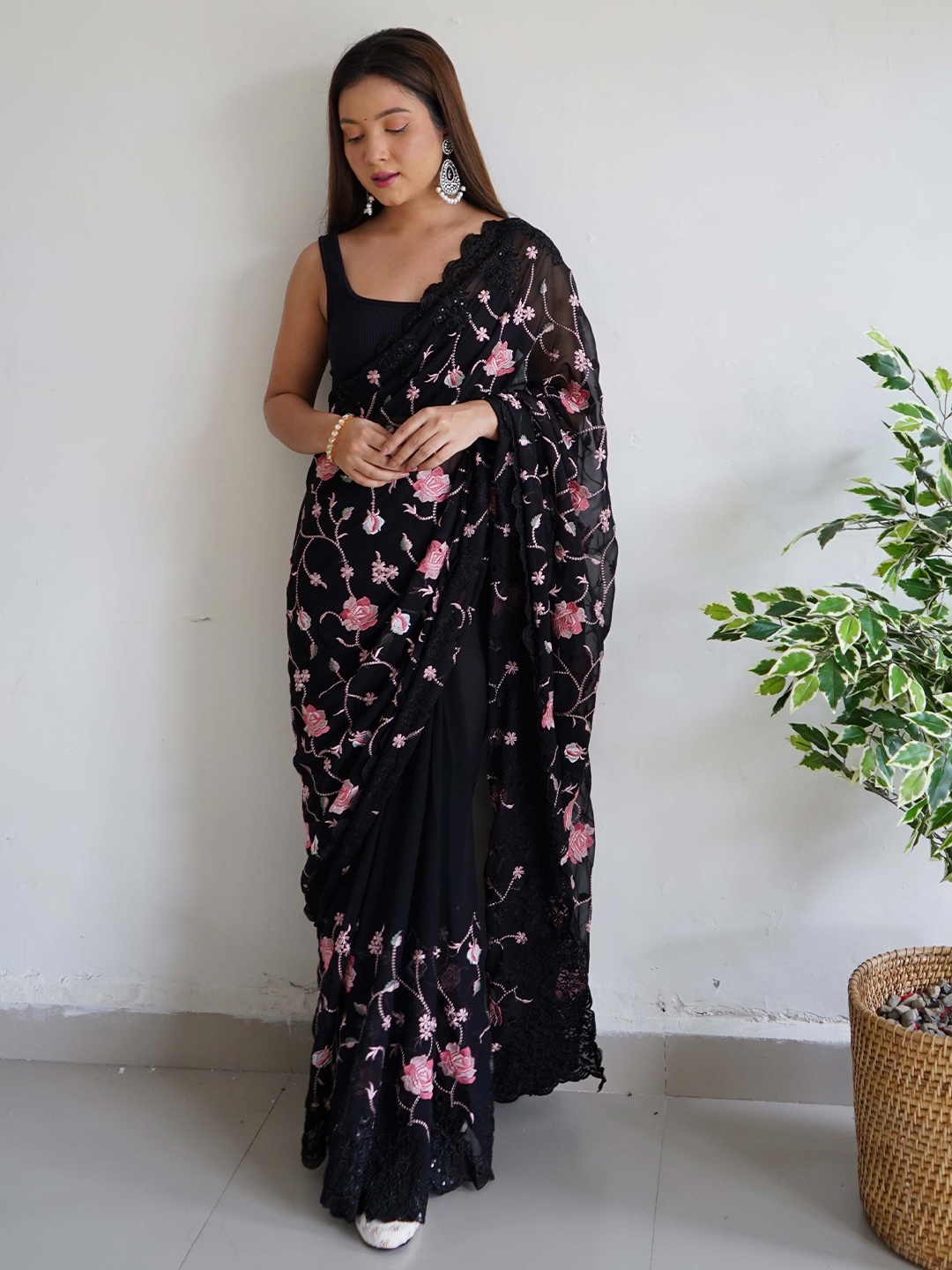 

Vastrasky Global Ethnic Motifs Embroidered Organza Saree, Black