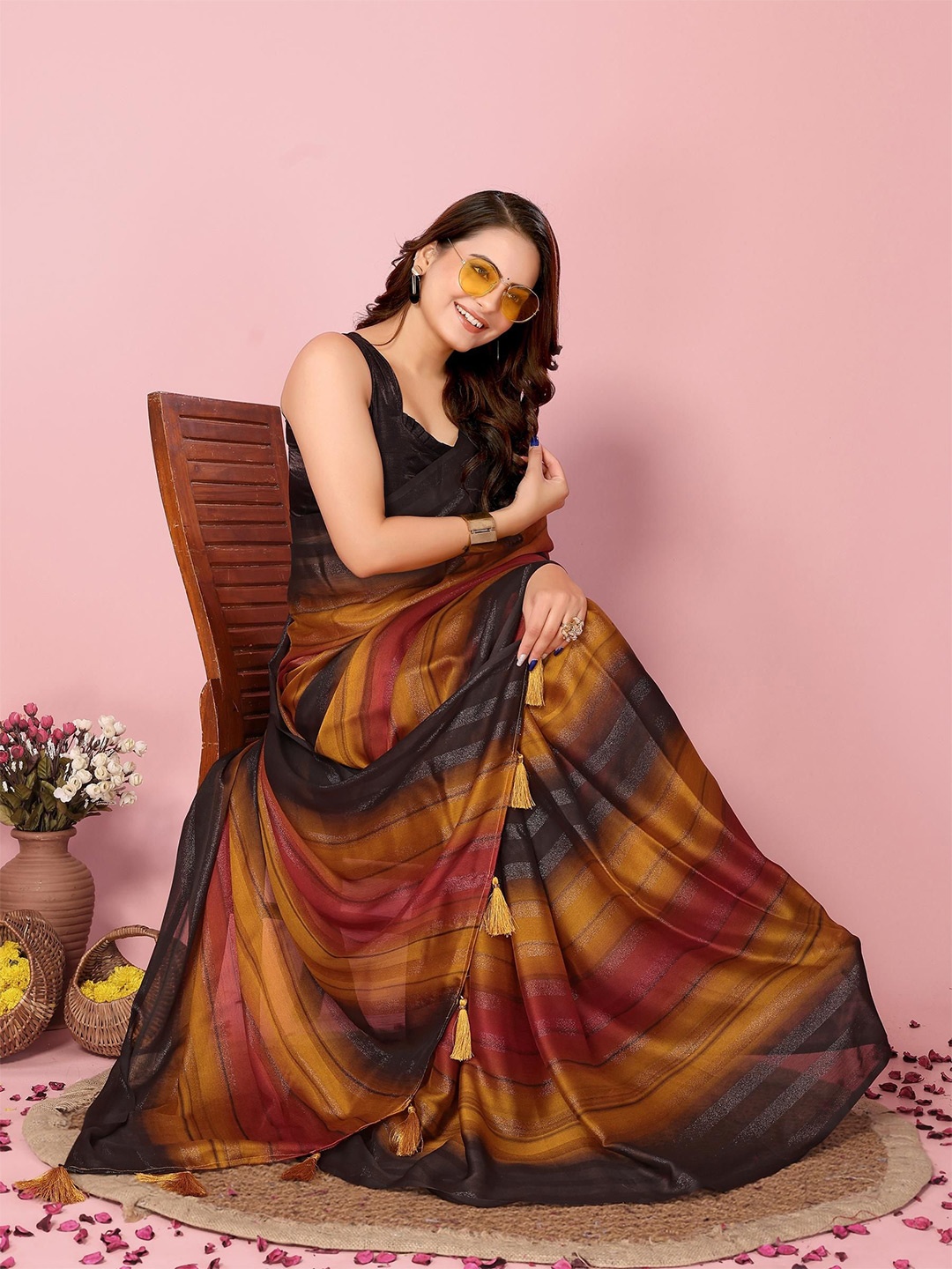 

VAIRAGEE Striped Ready to wear Saree, Bronze