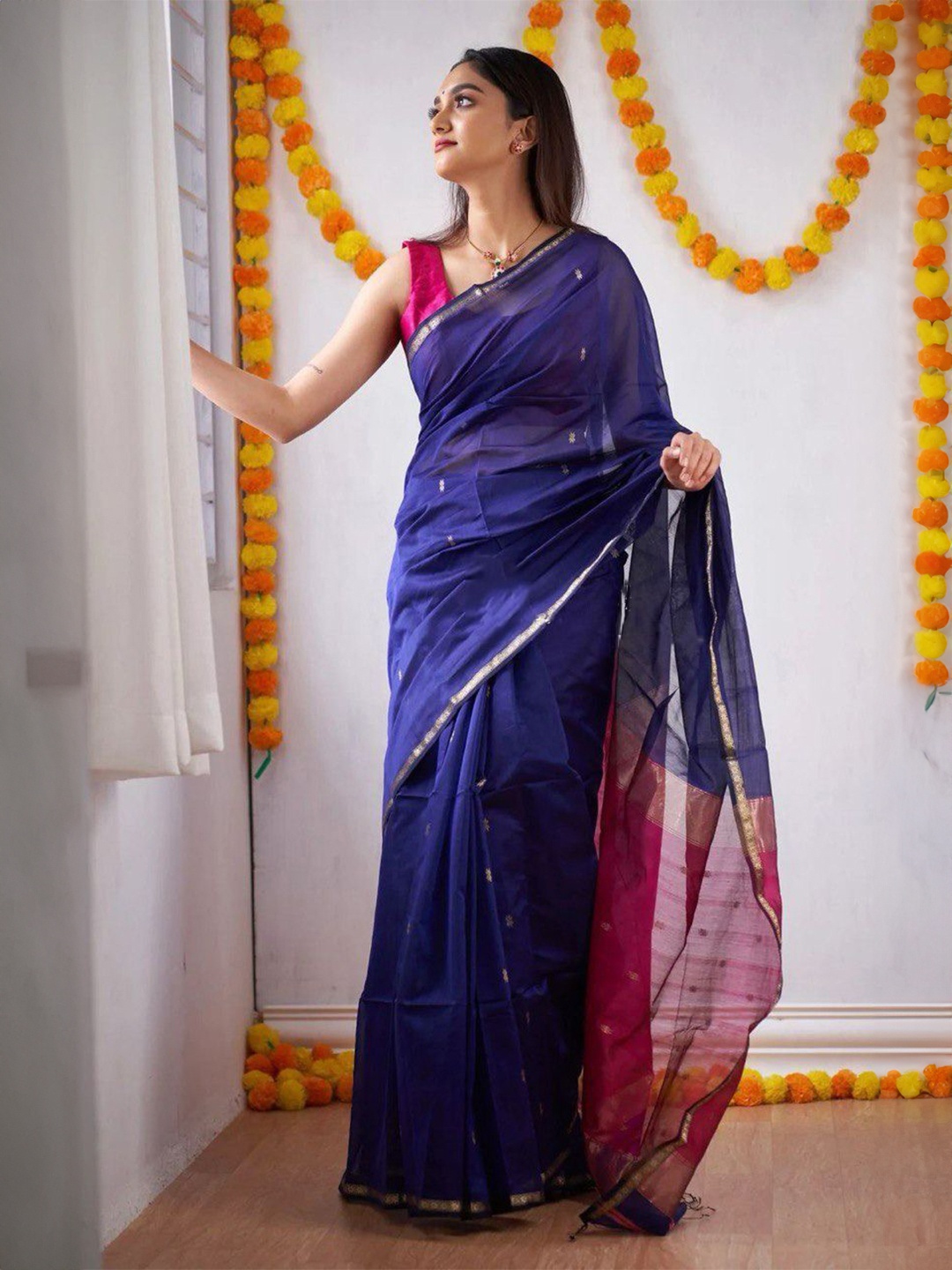 

DIVASTRI Woven Design Zari Pure Cotton Banarasi Saree, Blue
