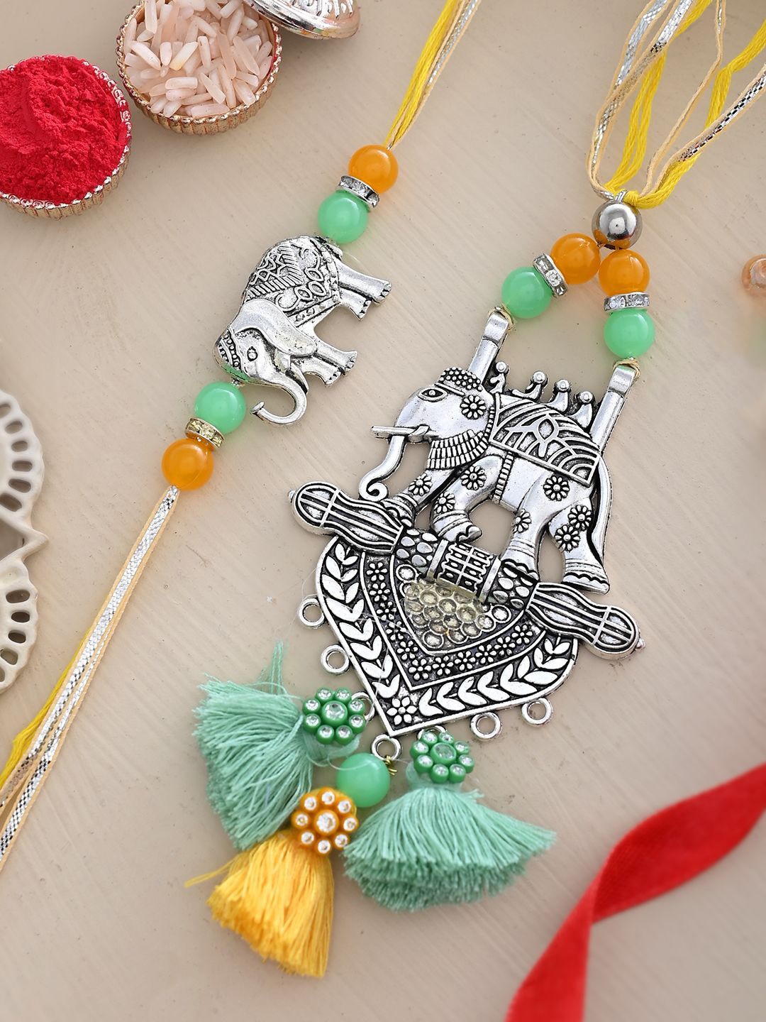

Aapno Rajasthan Thread Rakhi, Green