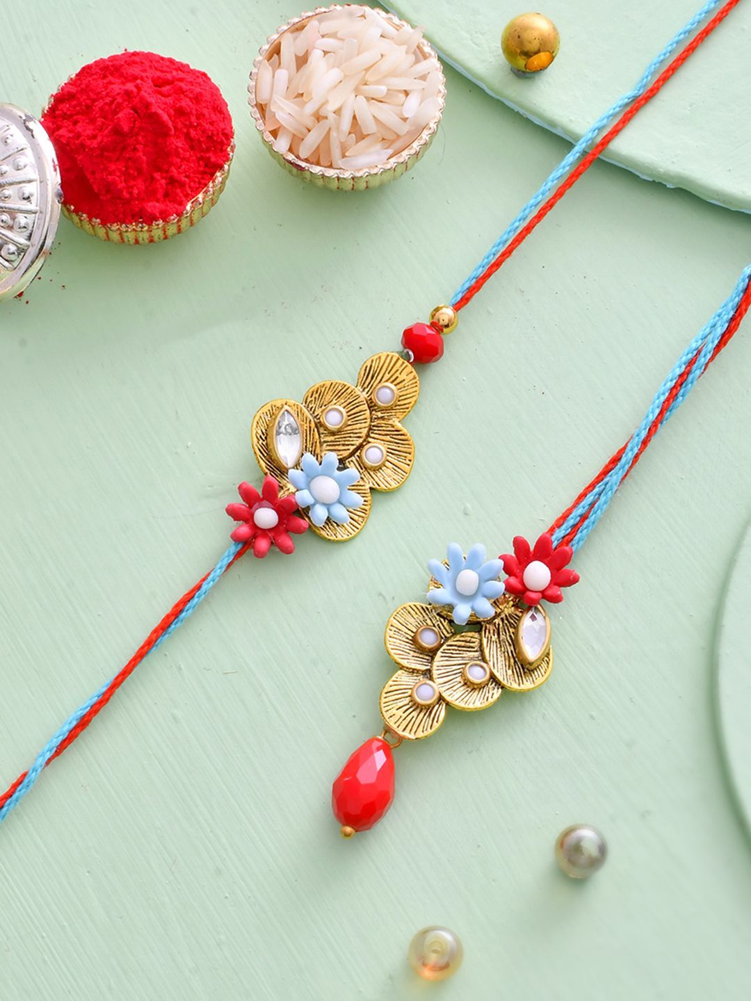 

Aapno Rajasthan Thread Rakhi, Red