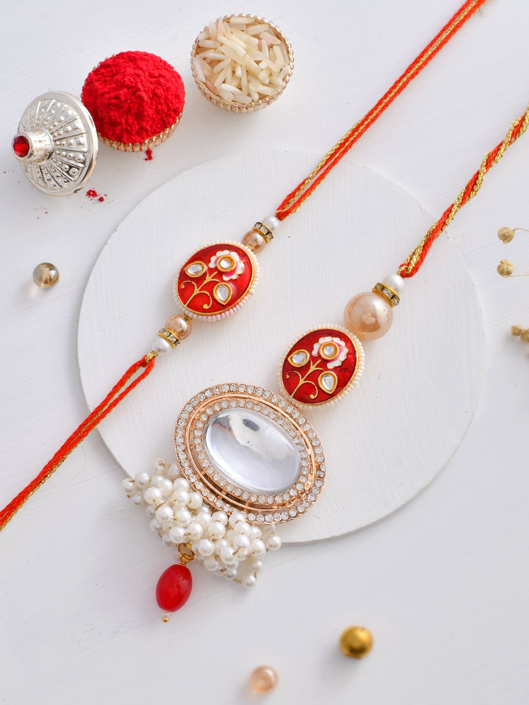 

Aapno Rajasthan Thread Rakhi, Red
