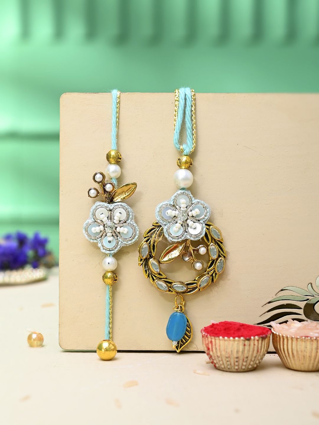 

Aapno Rajasthan Thread Rakhi, Blue