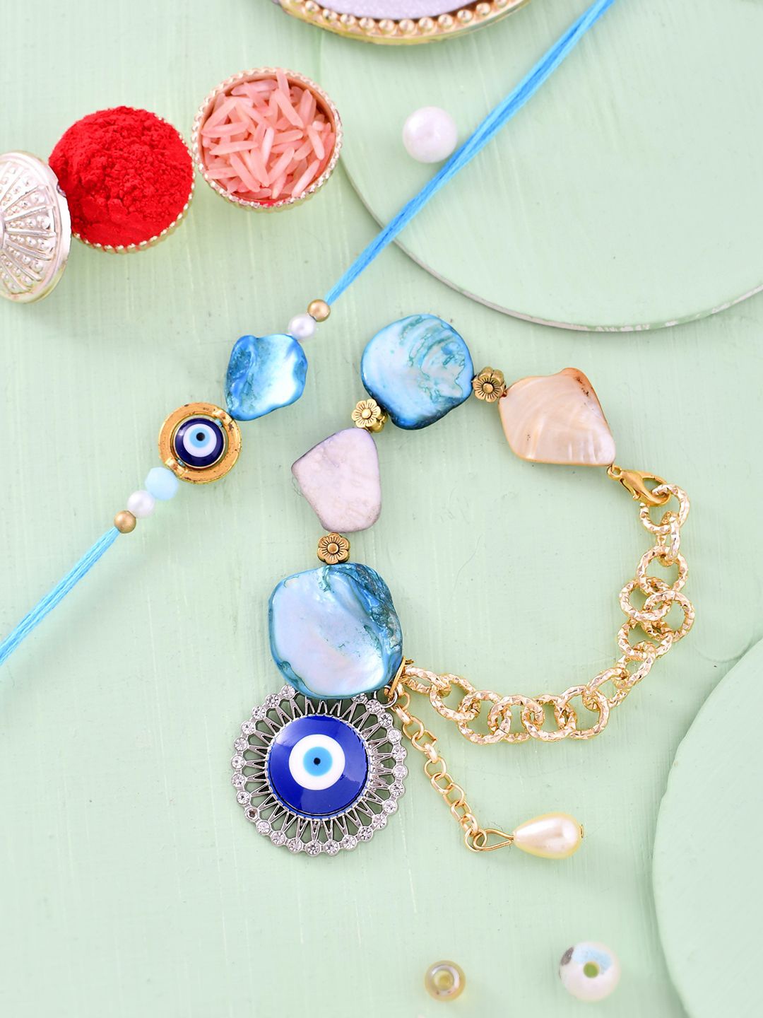 

Aapno Rajasthan Thread Rakhi, Blue