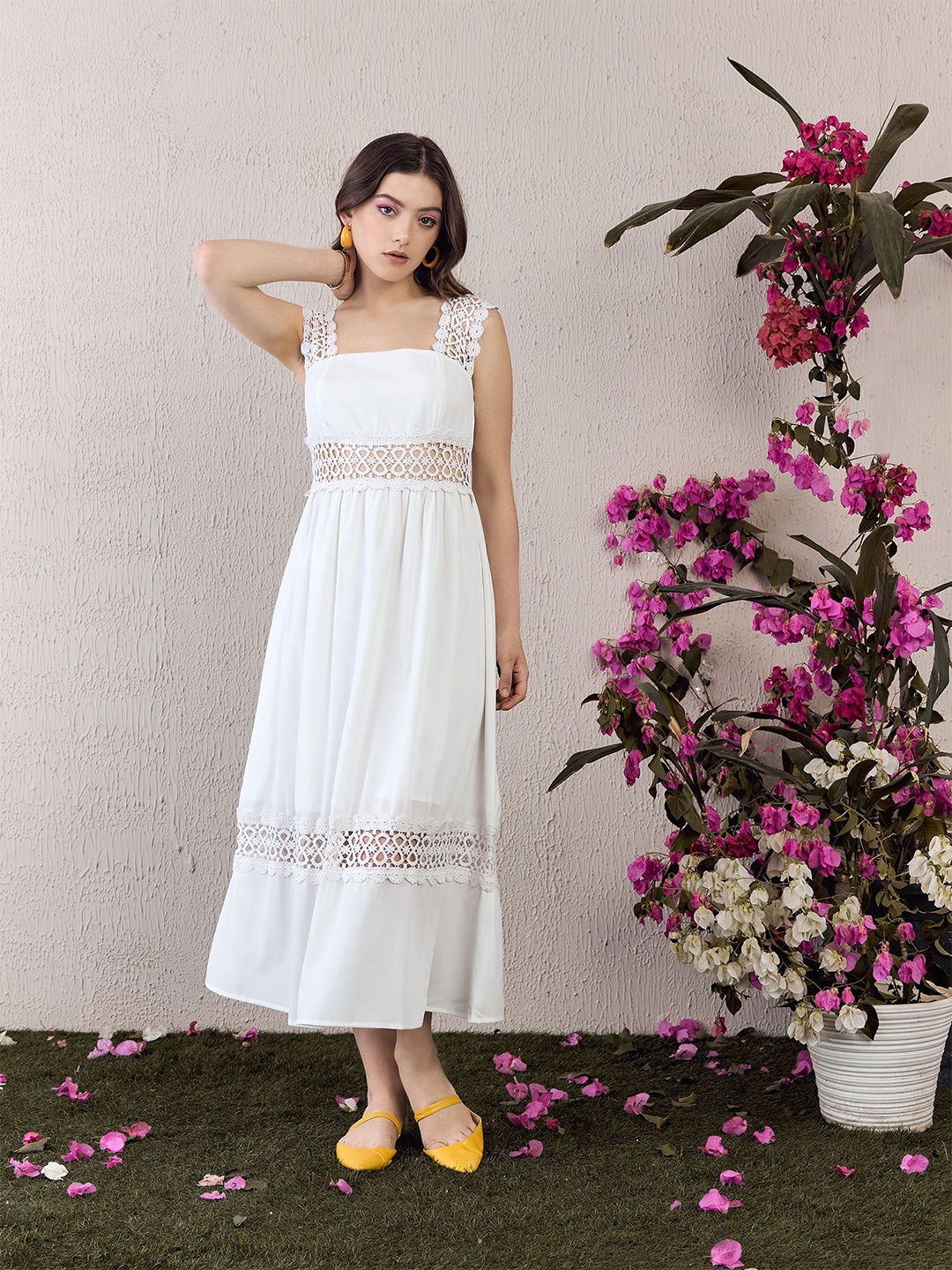 

Berrylush Women Square Neck Fit & Flare Midi Dress, White