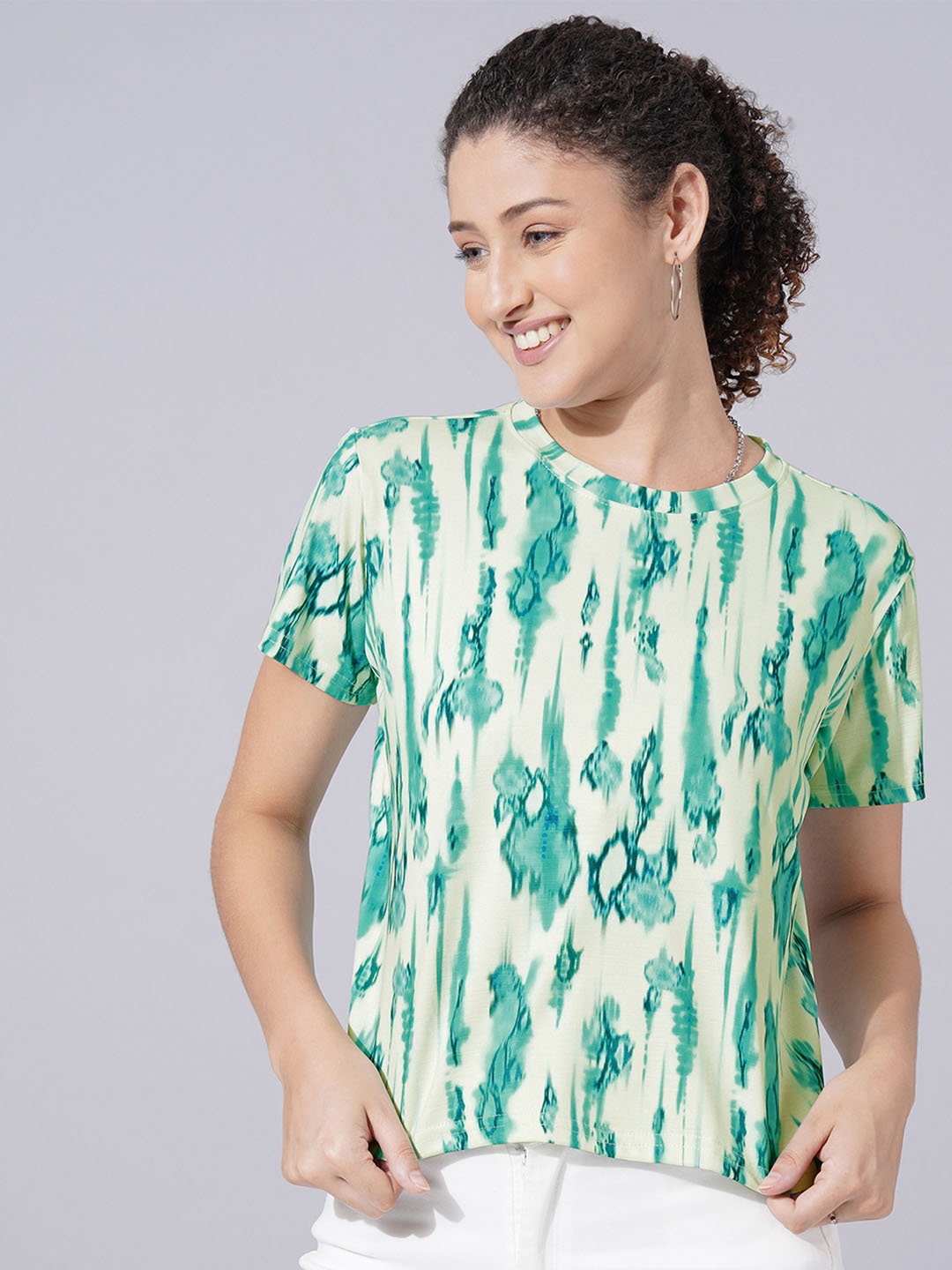 

Selvia Abstract Printed Round Neck T-shirt, Turquoise blue