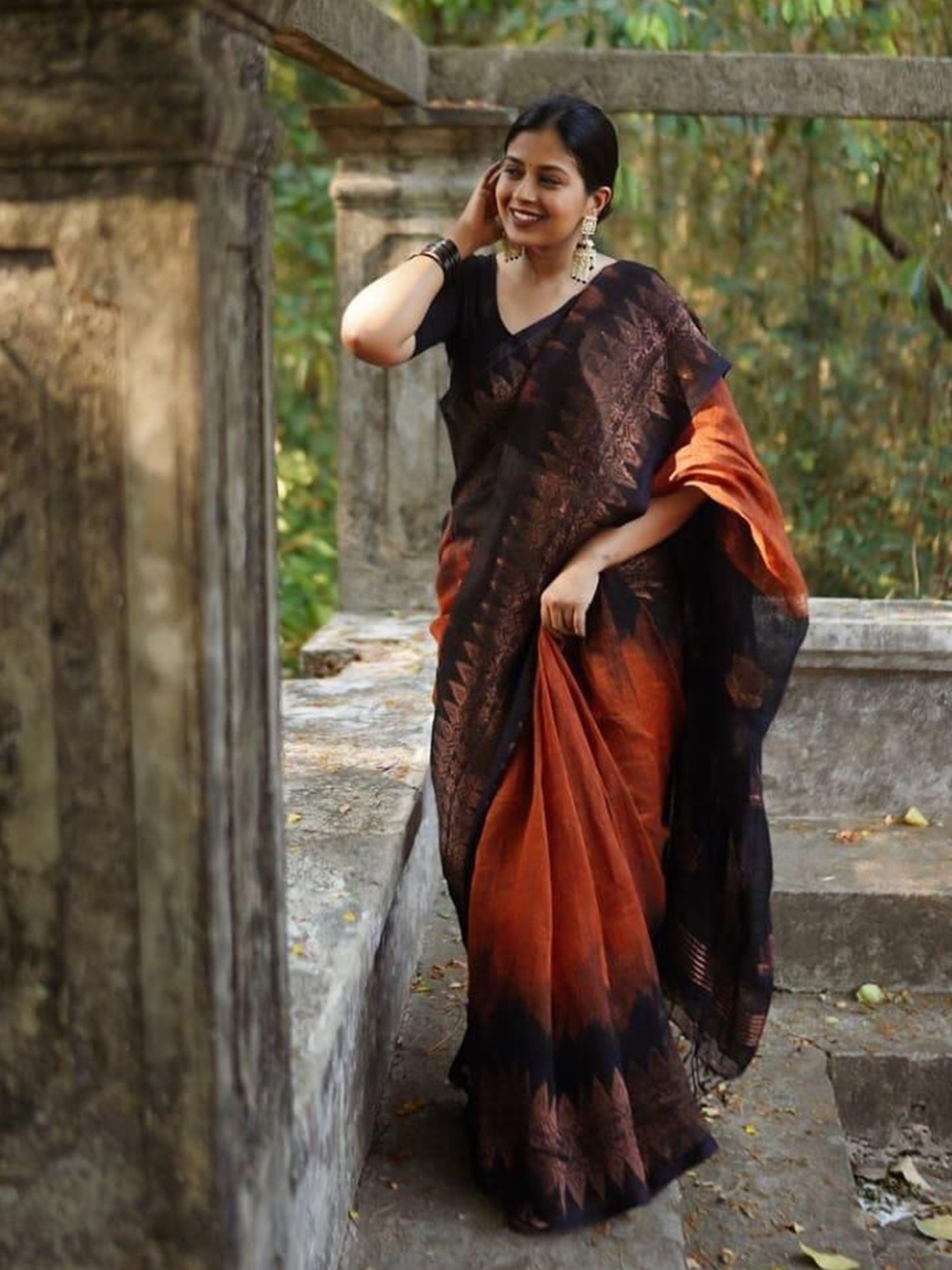 

Mitera Ethnic Motifs Pure Cotton Banarasi Saree, Orange