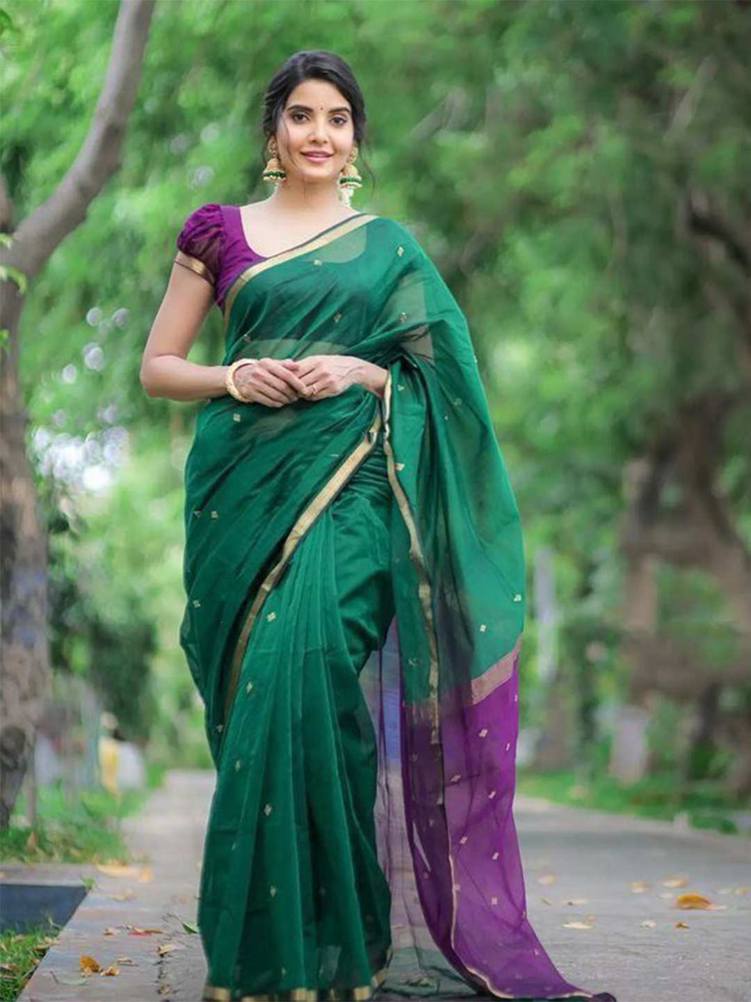 

Mitera Zari Pure Cotton Banarasi Saree, Green