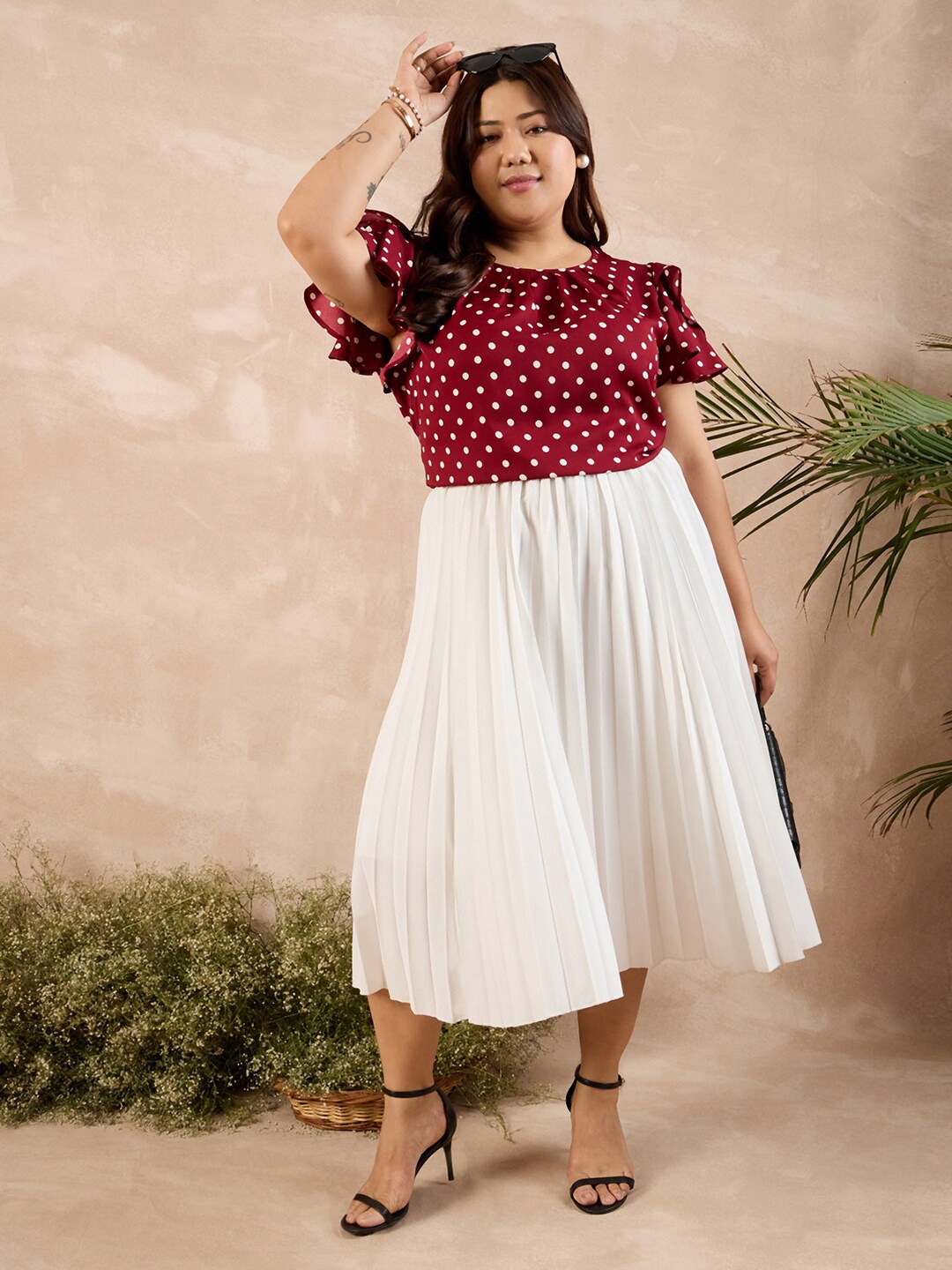 

Berrylush Curve Polka Dot Print Top, Pink