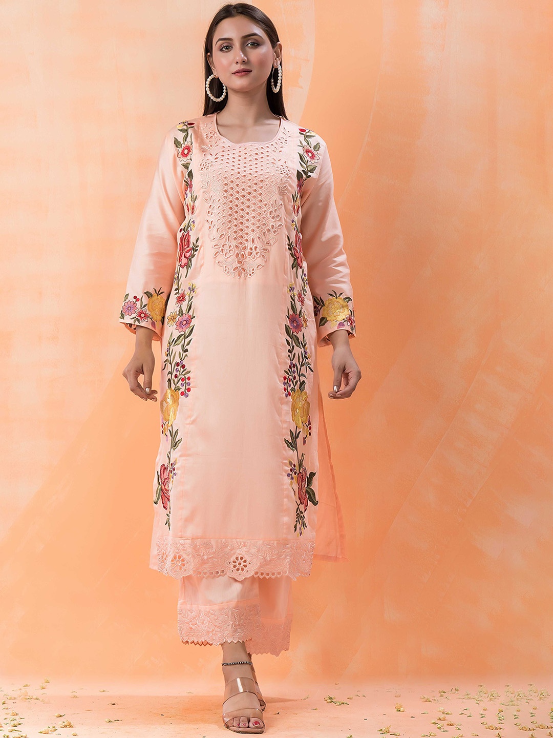 

SACRED SUTA Women Floral Embroidered Regular Pure Cotton Kurti with Salwar, Peach