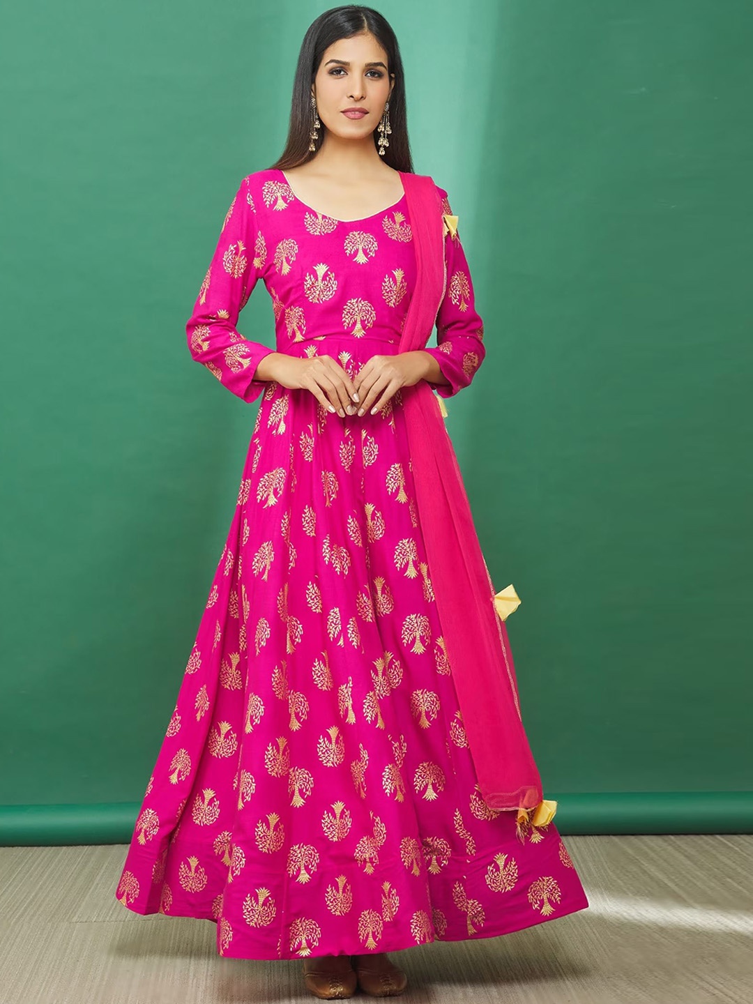 

KALINI Women Floral Foil Printed Anarkali Kurta with Palazzos & With Dupatta, Pink