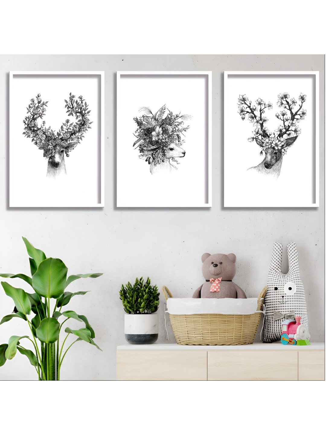 

Aura Black & White 3 Piece Wood Floral and Botanical Wall Paintings