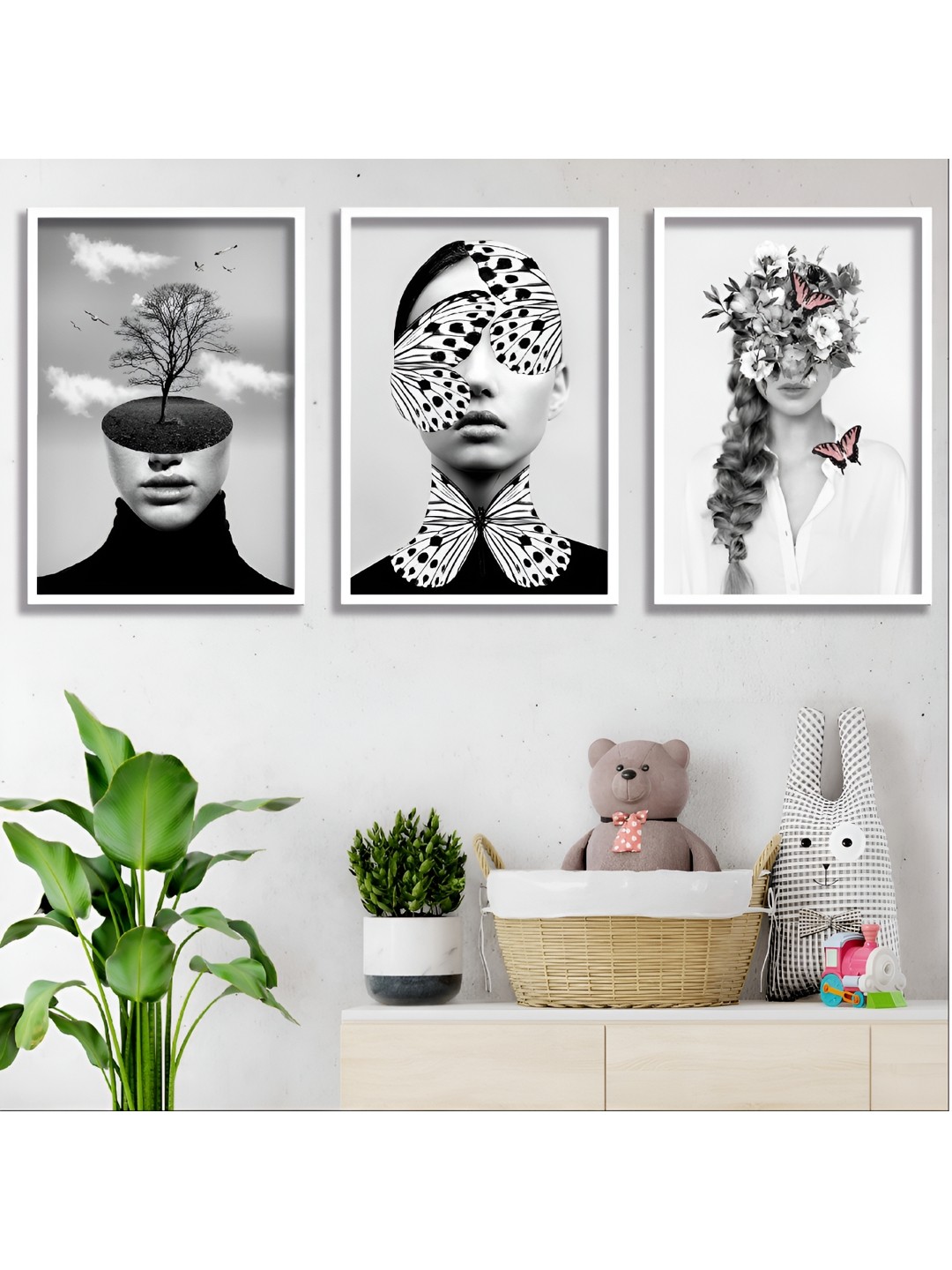 

Aura White & Black 3 Piece Wood Other Wall Paintings