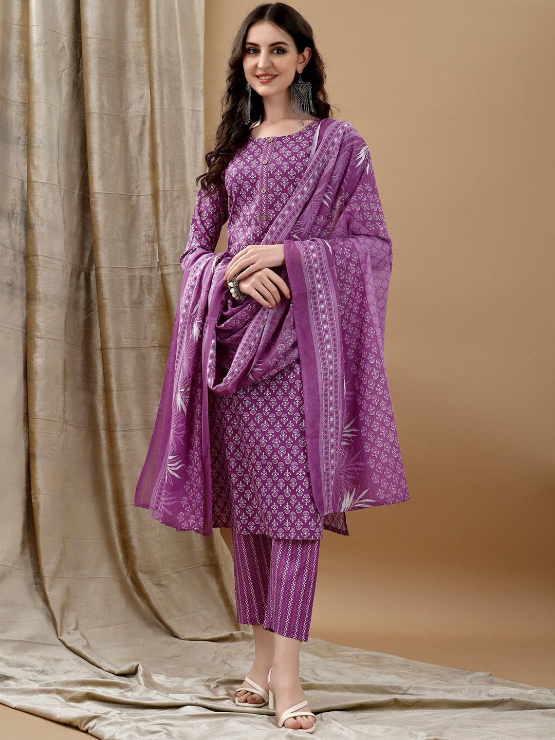 

KALINI Women Ethnic Motifs Printed Regular Kurta with Trousers & Dupatta, Purple