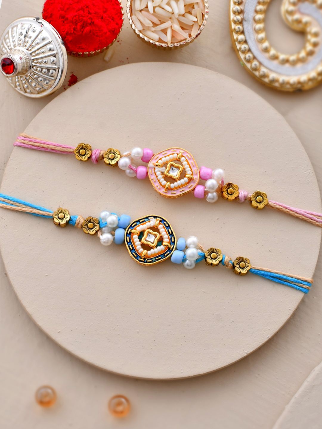 

Aapno Rajasthan Thread Rakhi, Blue