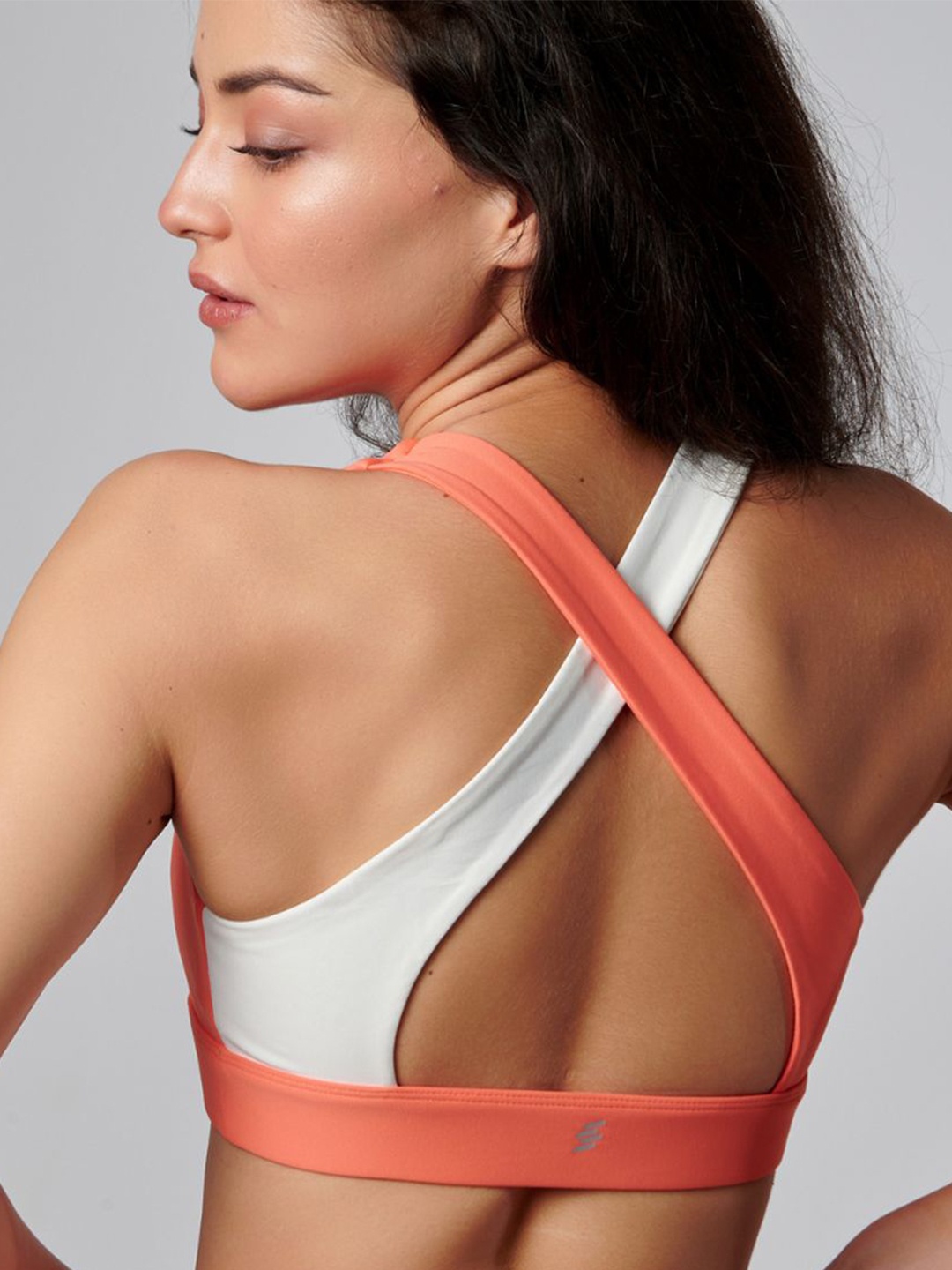 

Strongr.Athleisure Colourblocked Full Coverage Bra, Orange