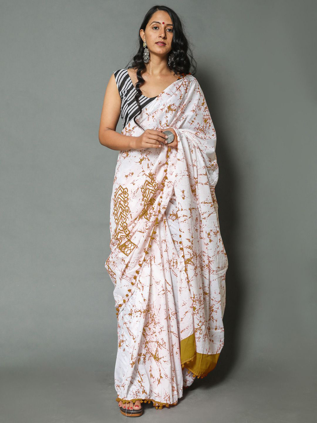 

KALINI Tie and Dye Pure Cotton Saree, Olive