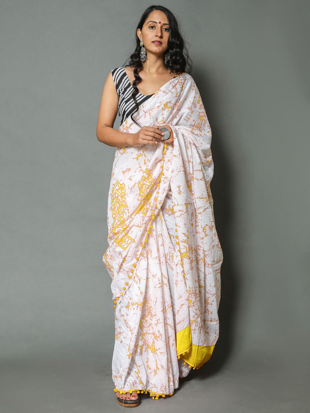 

KALINI Tie and Dye Pure Cotton Saree, Yellow