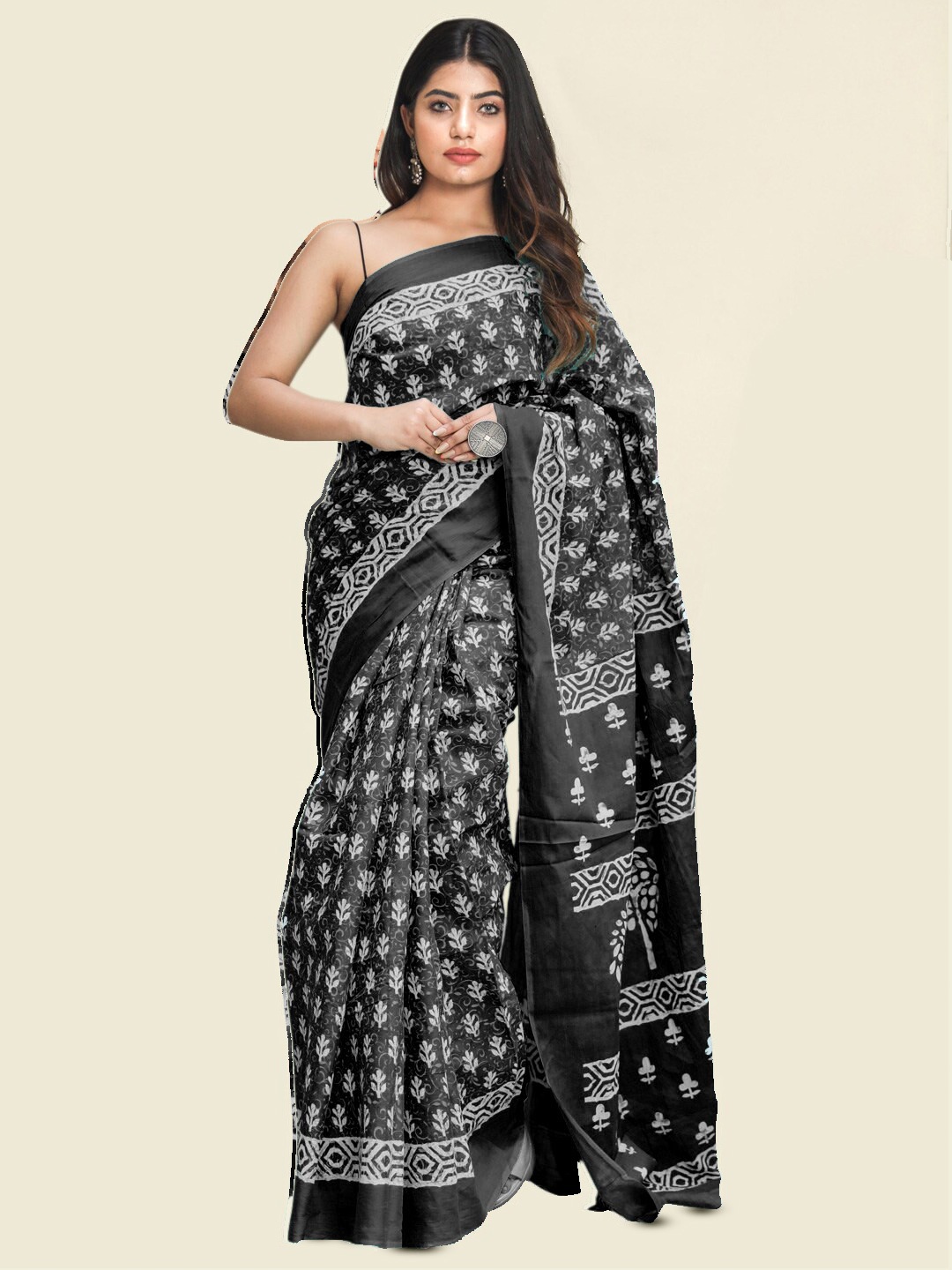 

KALINI Floral Pure Cotton Saree, Black