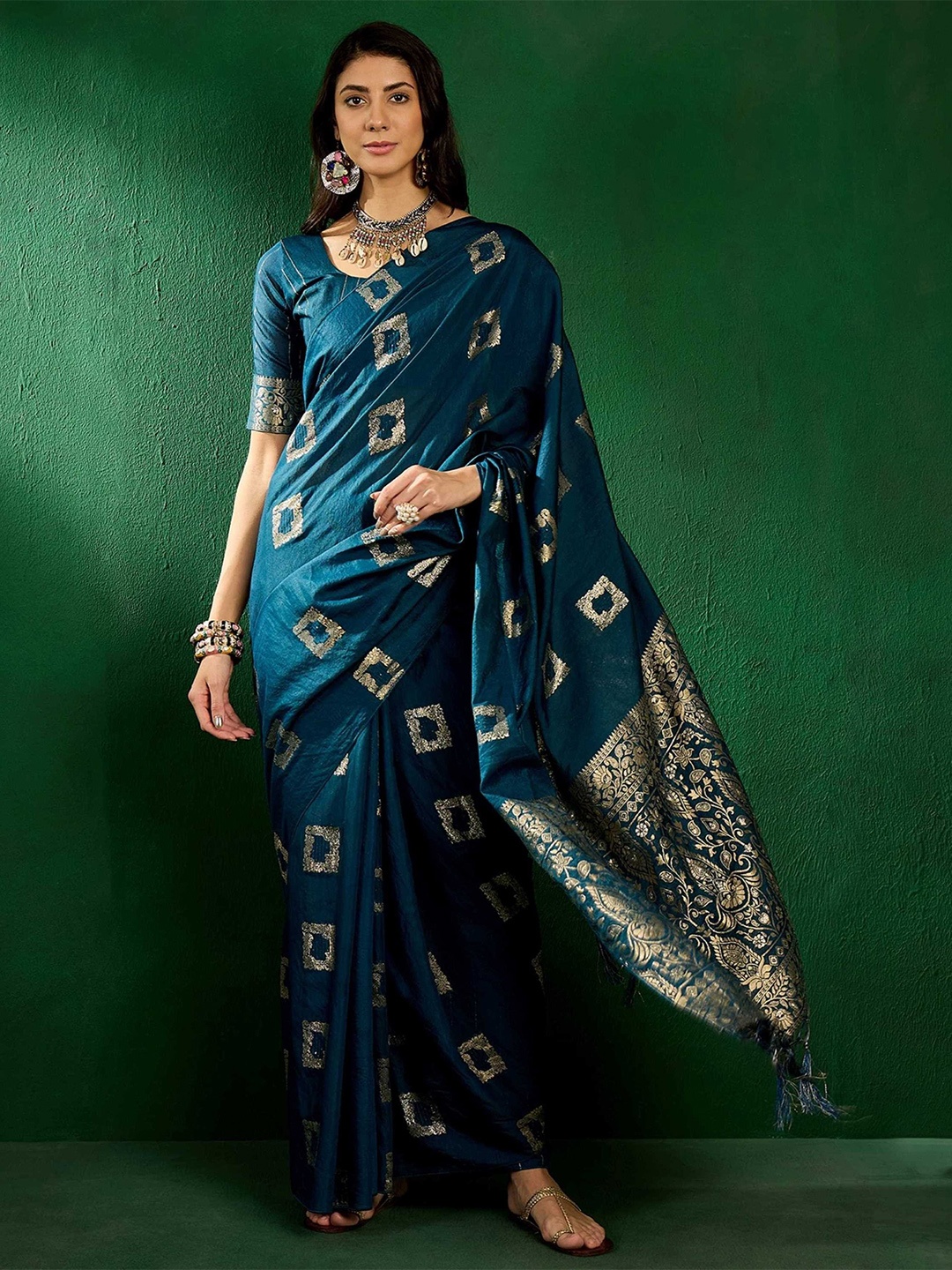 

Mitera Ethnic Motifs Zari Banarasi Saree, Teal