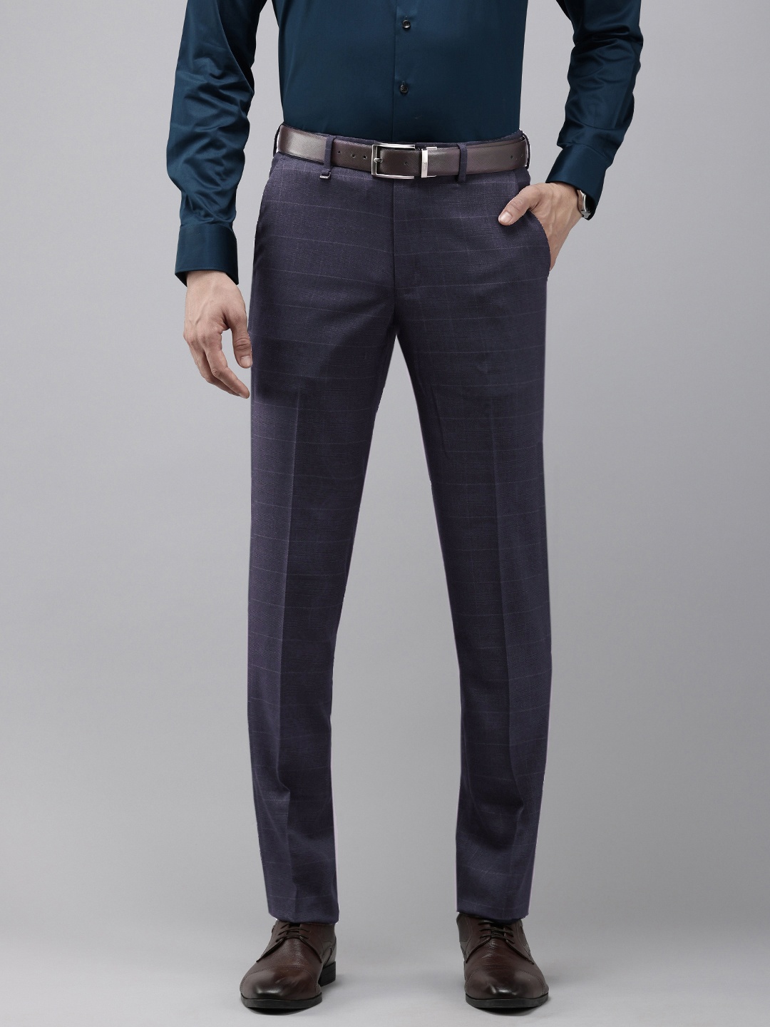 

Van Heusen Men Checked Slim Fit Formal Trousers, Navy blue
