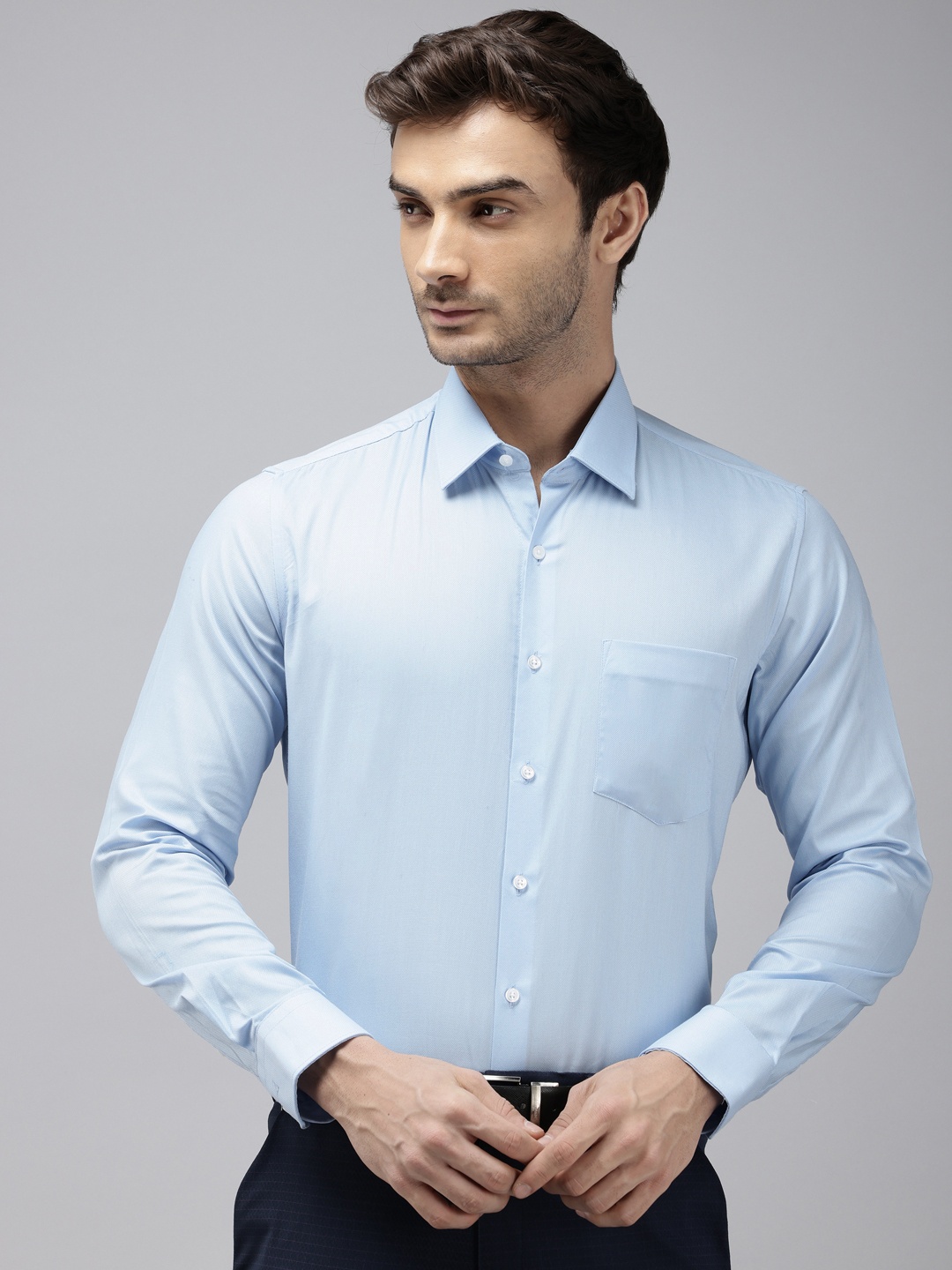 

Van Heusen Slim Fit Opaque Pure Cotton Formal Shirt, Blue