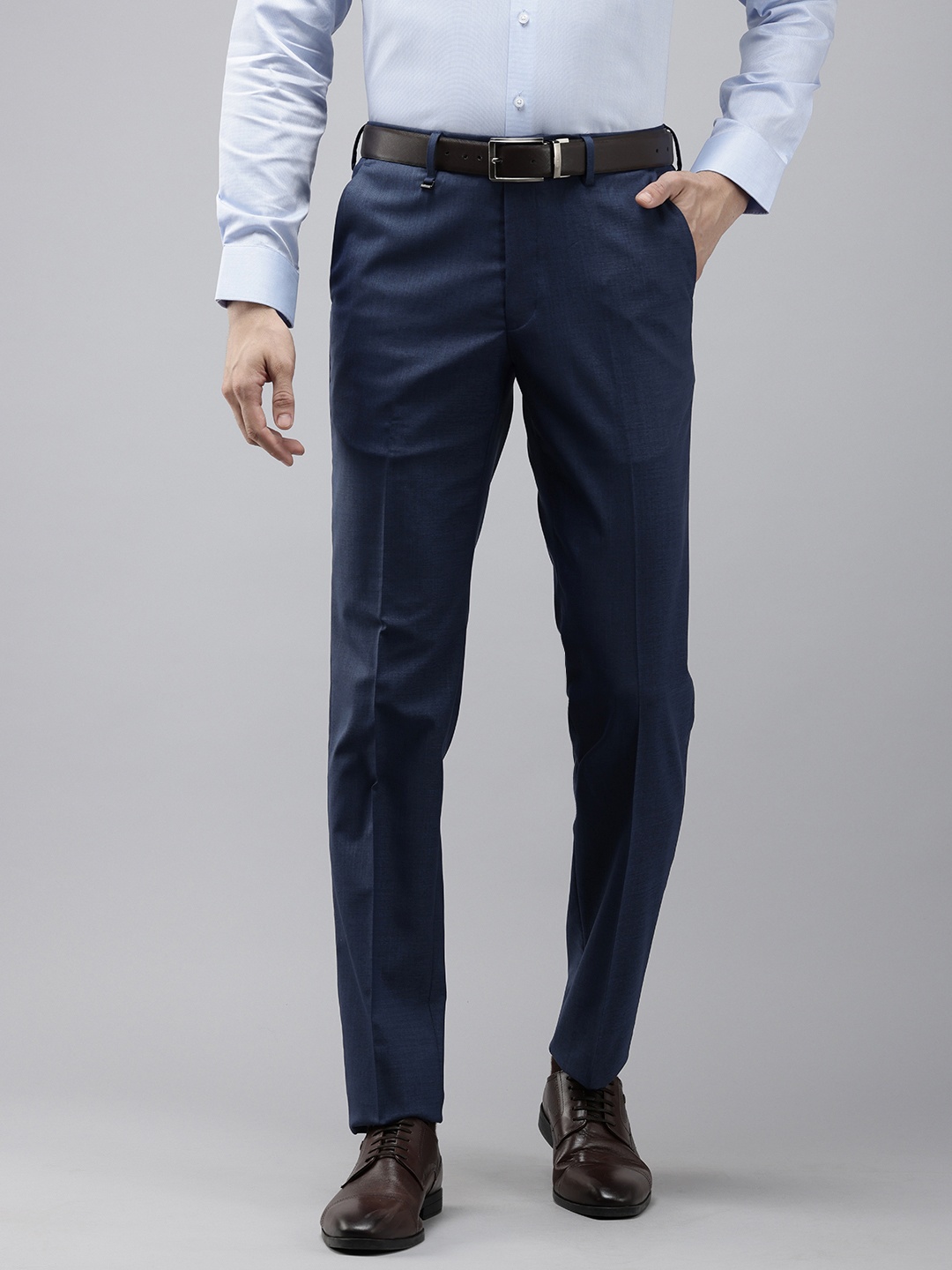 

Van Heusen Men Slim Fit Formal Trousers, Navy blue