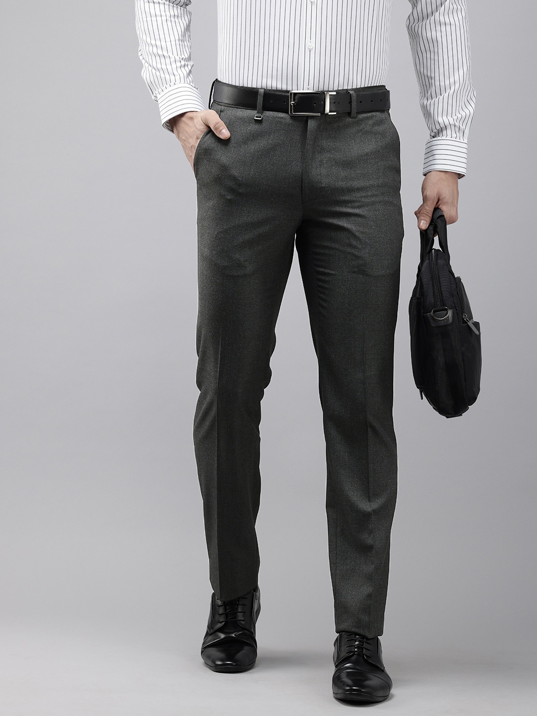 

Van Heusen Men Slim Fit Pleated Formal Trousers, Grey