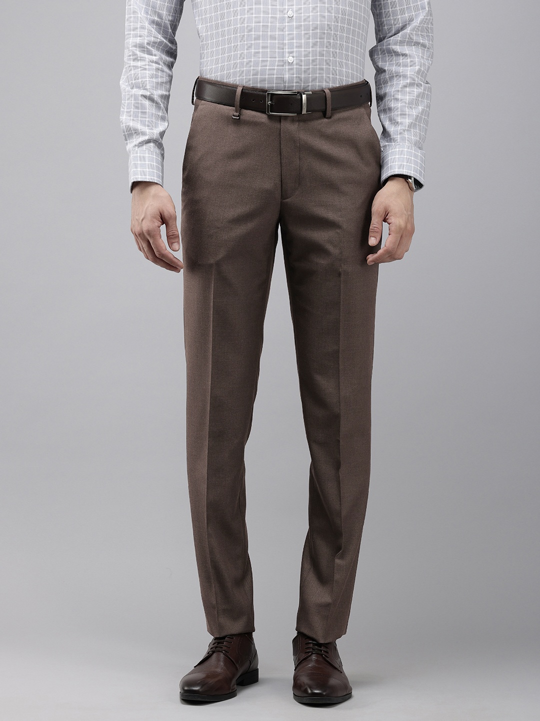 

Van Heusen Men Slim Fit Pleated Formal Trousers, Brown