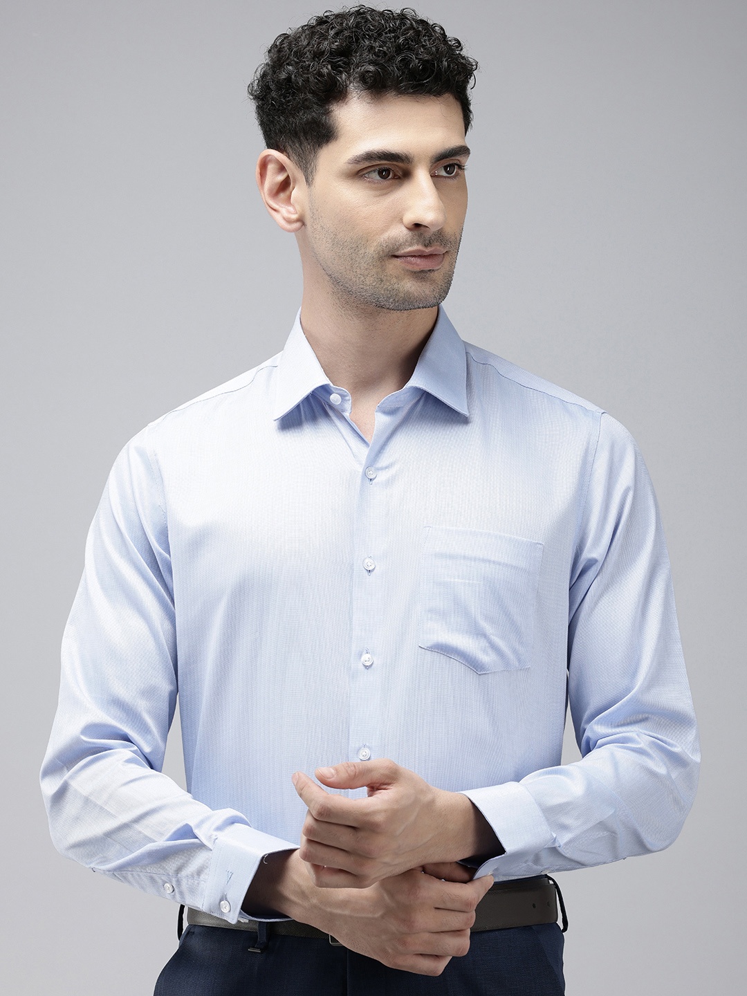 

Van Heusen Custom Slim Fit Textured Self Design Pure Cotton Formal Shirt, Blue