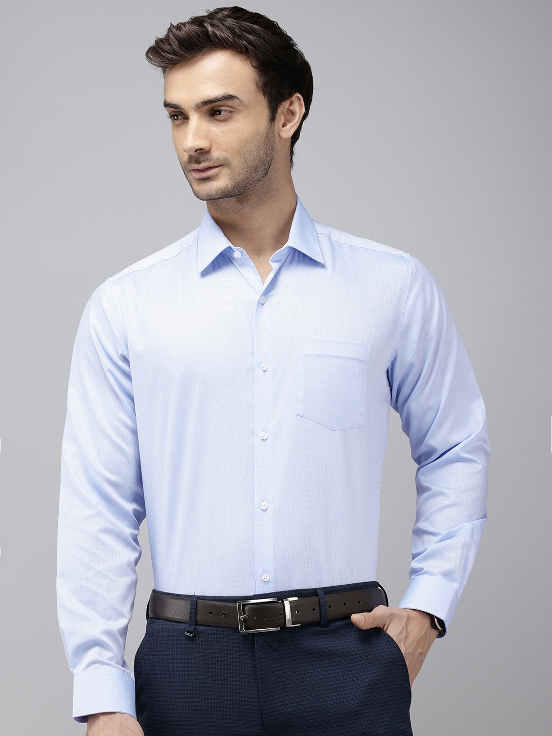 

Van Heusen Pure Cotton Custom Fit Opaque Formal Shirt, Blue