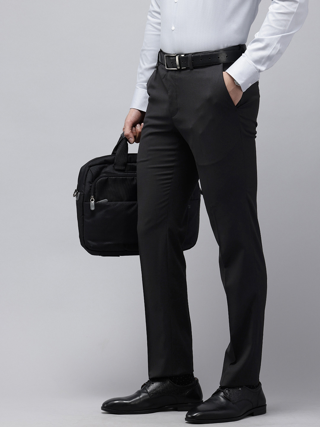 

Van Heusen Men Textured Slim Fit Formal Trousers, Black