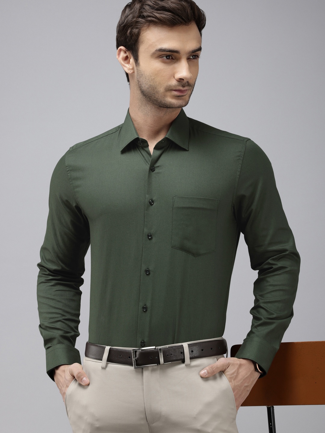 

Van Heusen Slim Fit Pure Cotton Formal Shirt, Olive