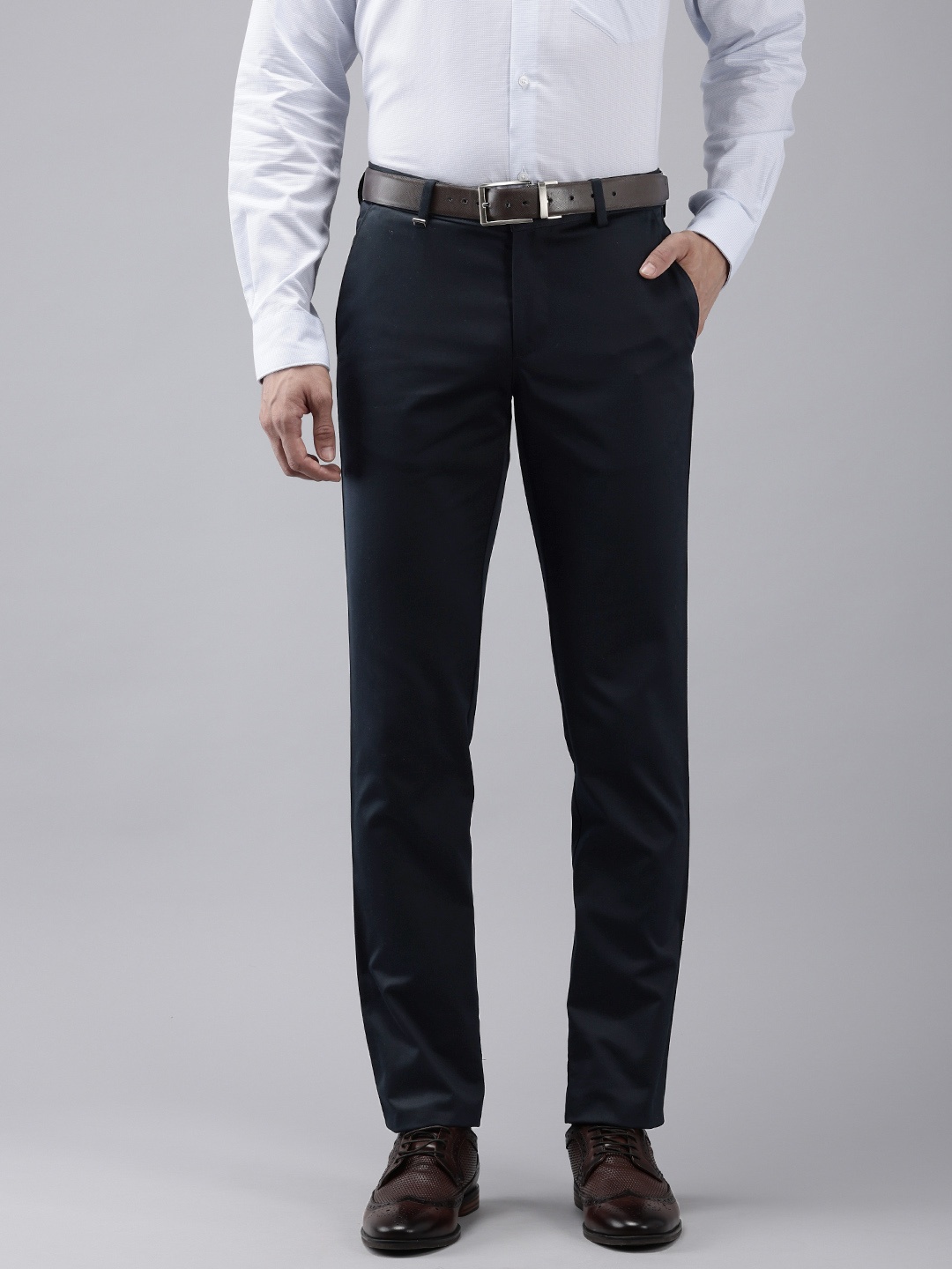 

Van Heusen Men Slim Fit Formal Trousers, Navy blue