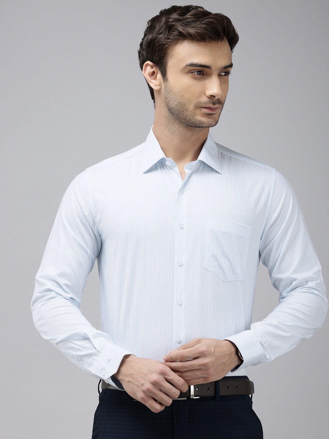 

Van Heusen Striped Slim Fit Opaque Pure Cotton Formal Shirt, Blue