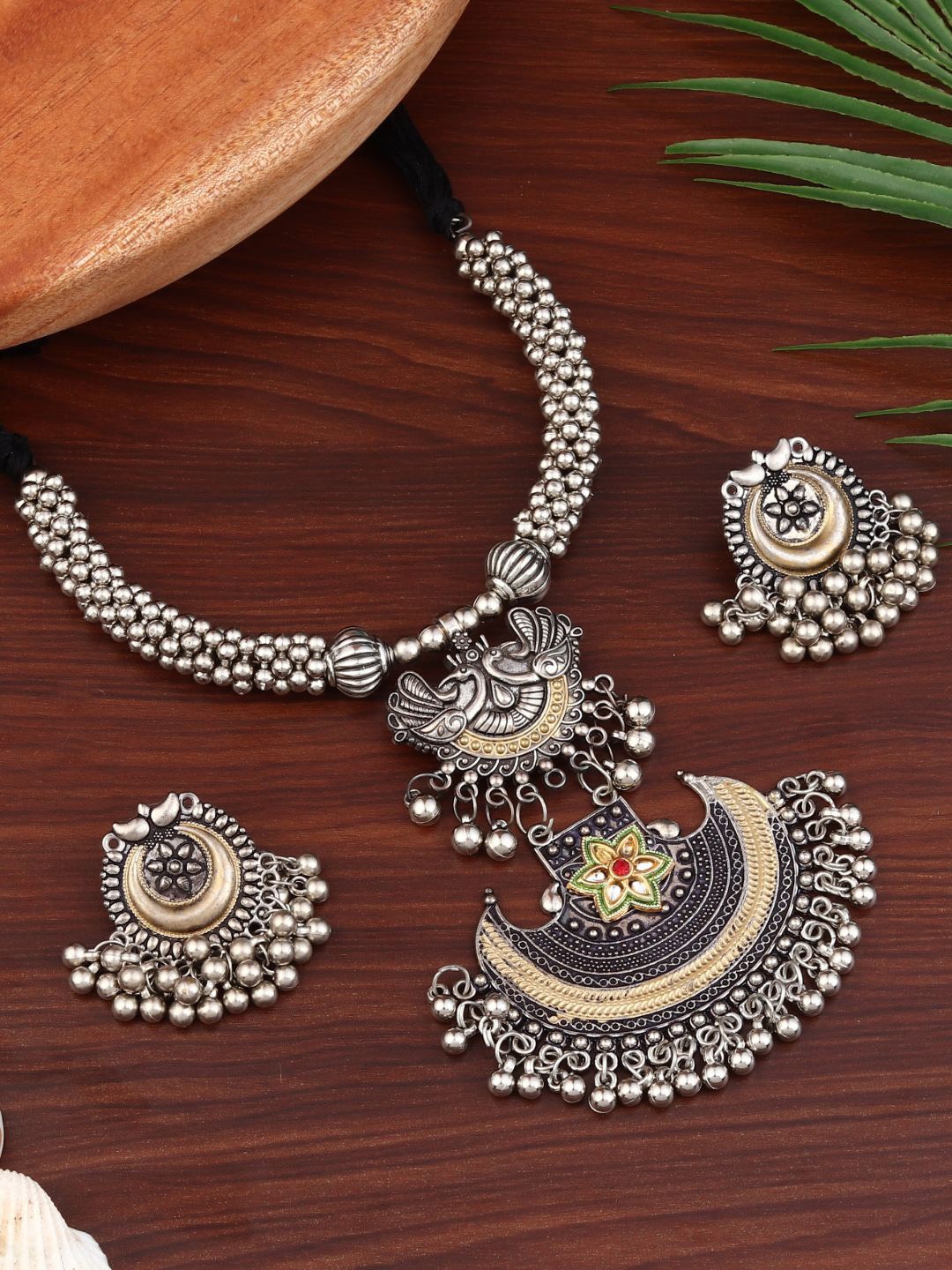

Anvik Silver-Plated Oxidised Necklace Set