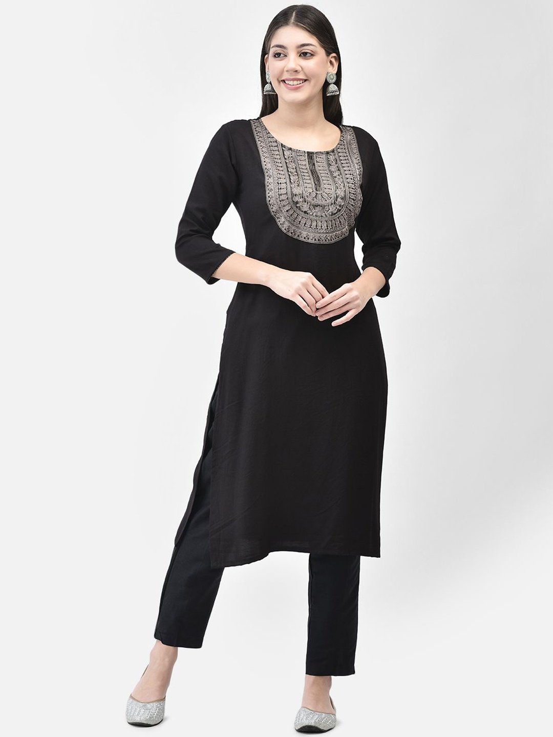 

Span Women Embroidered Straight Calf Length Kurta, Black