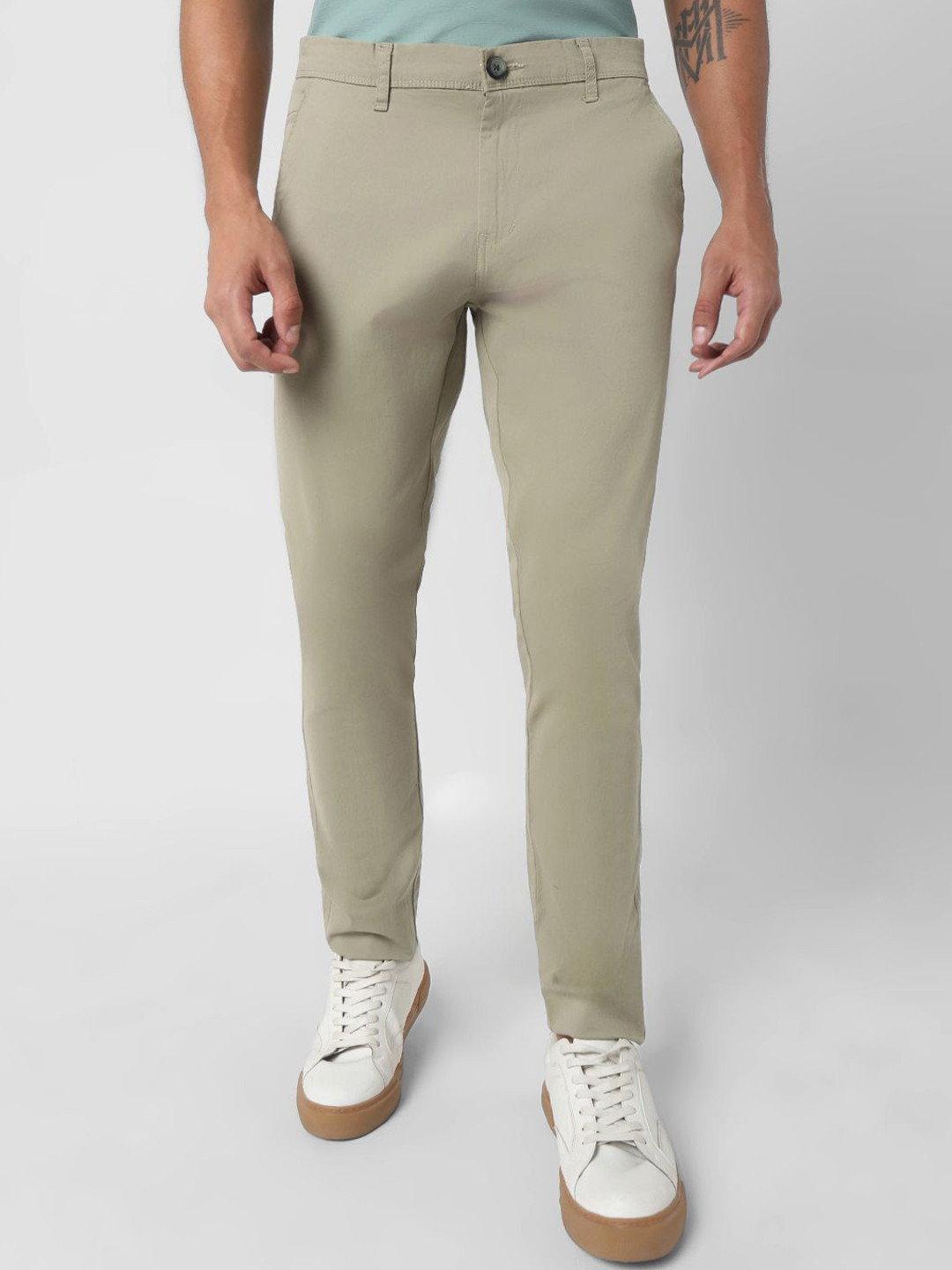 

R&B Men Slim Fit Mid-Rise Chinos Trousers, Green
